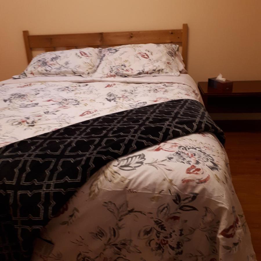 In Beacon Hill Guest house *