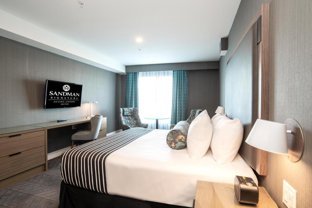 Sandman Signature Airport 4*