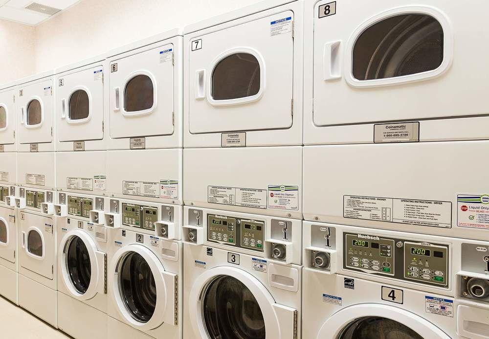 Hotel By Marriott Airport Ottawa