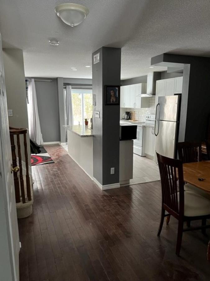 Homestay 41 Kathleen Cr *