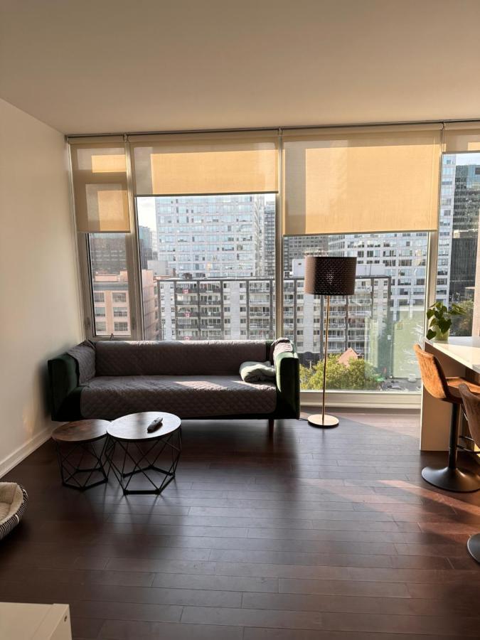 Downtown Apartment *