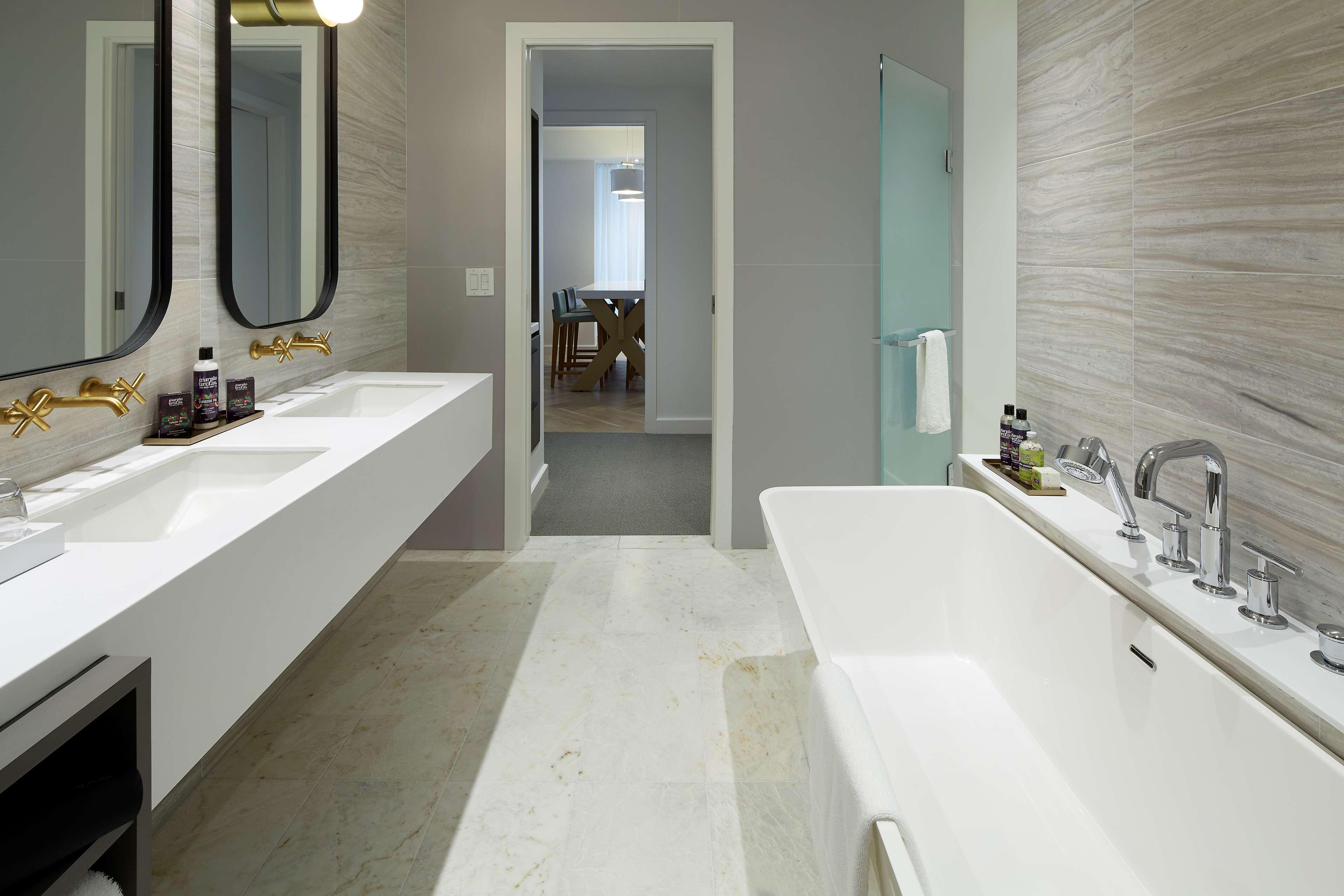 Hotel Andaz Ottawa Byward Market, By Hyatt 4*