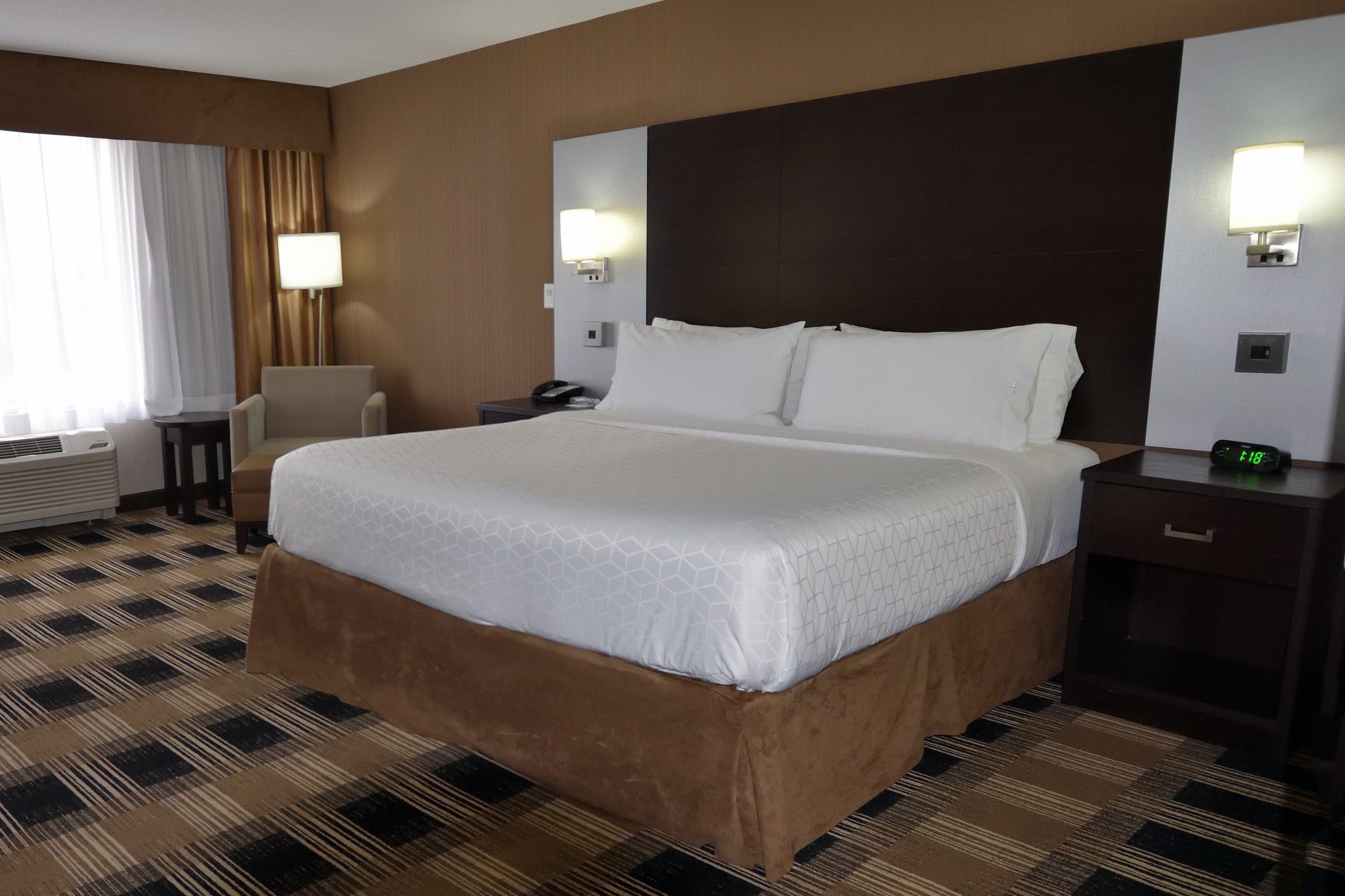 Express & East-orleans By Ihg Hotel
