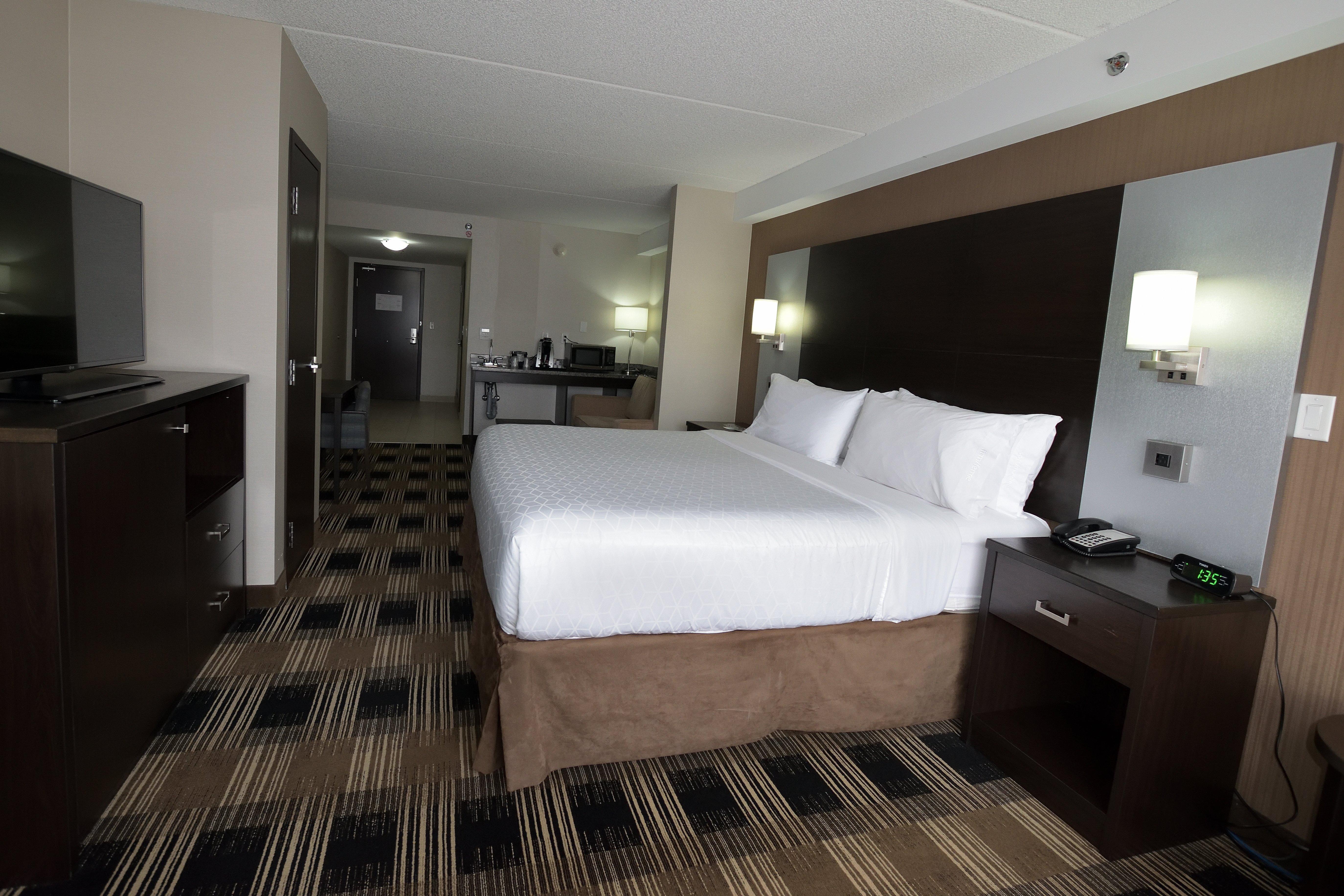 Express & East-orleans By Ihg Hotel