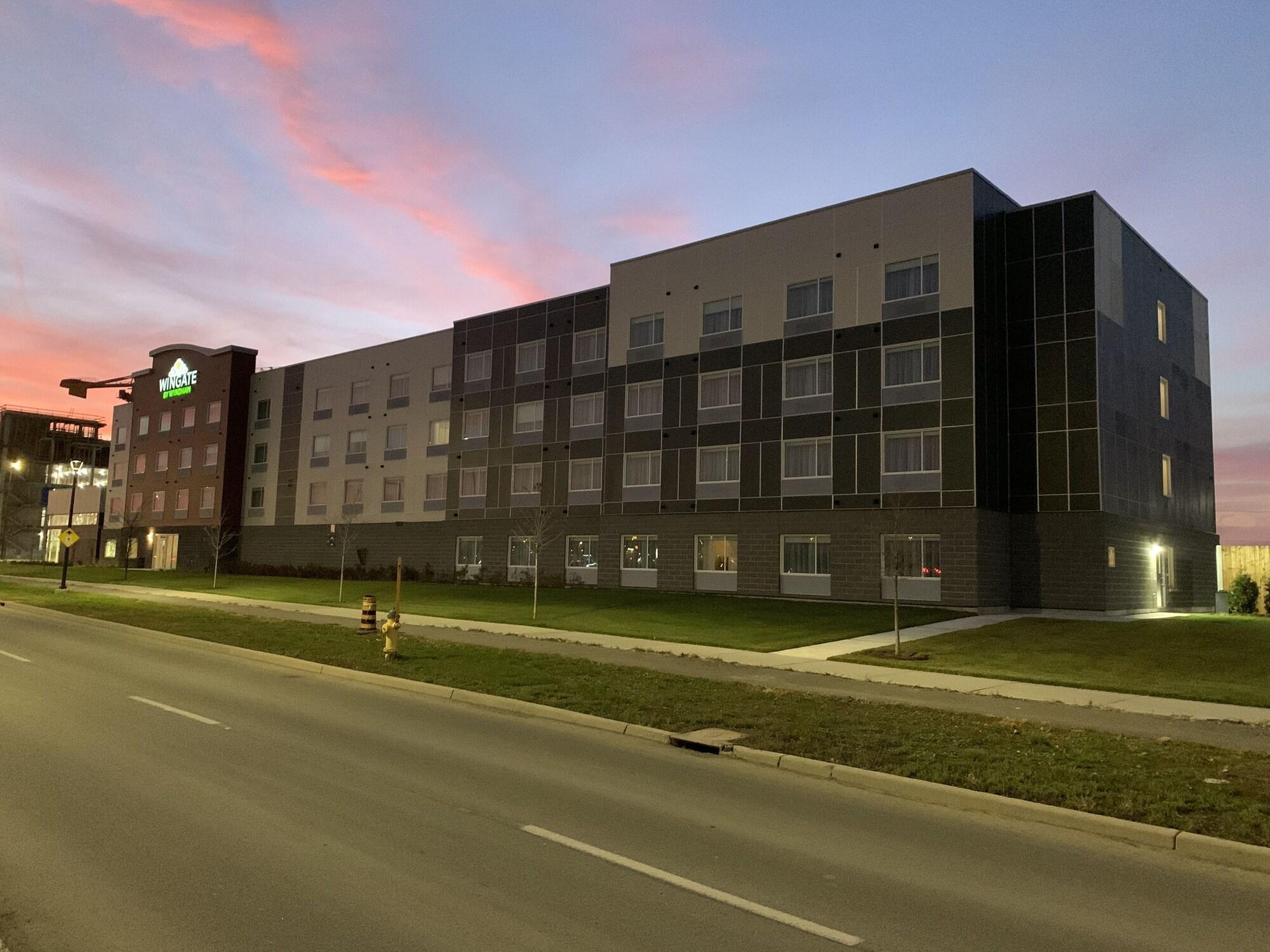 Hotel Wingate By Wyndham Kanata West 3*