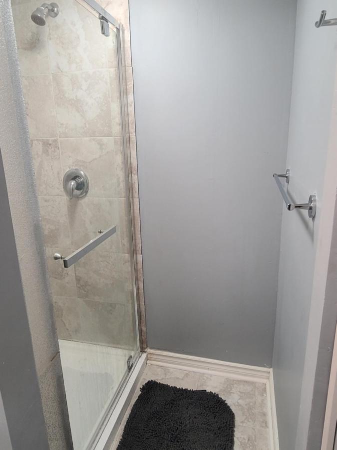 Bed & Breakfast Downtown Spacious *
