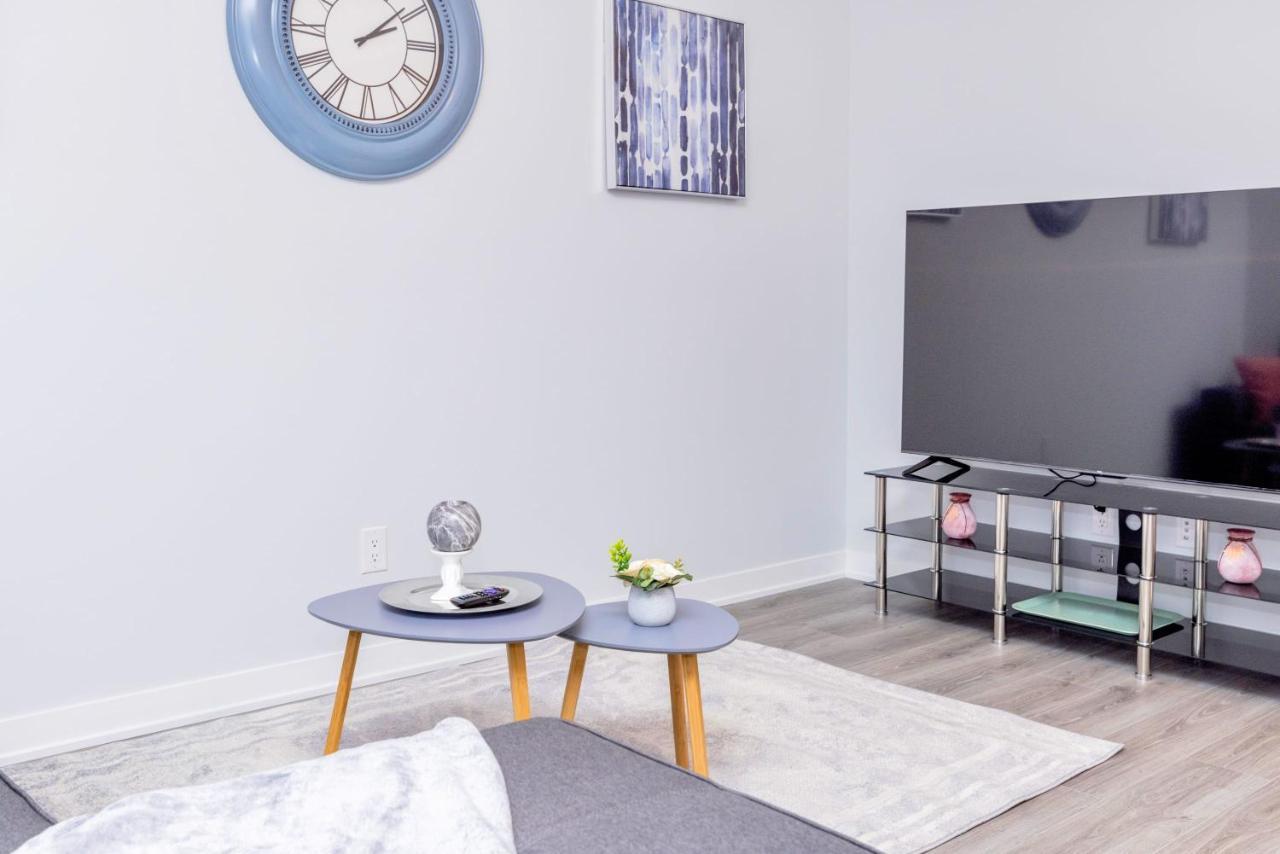 Modern 3br Townhouse In Stittsville