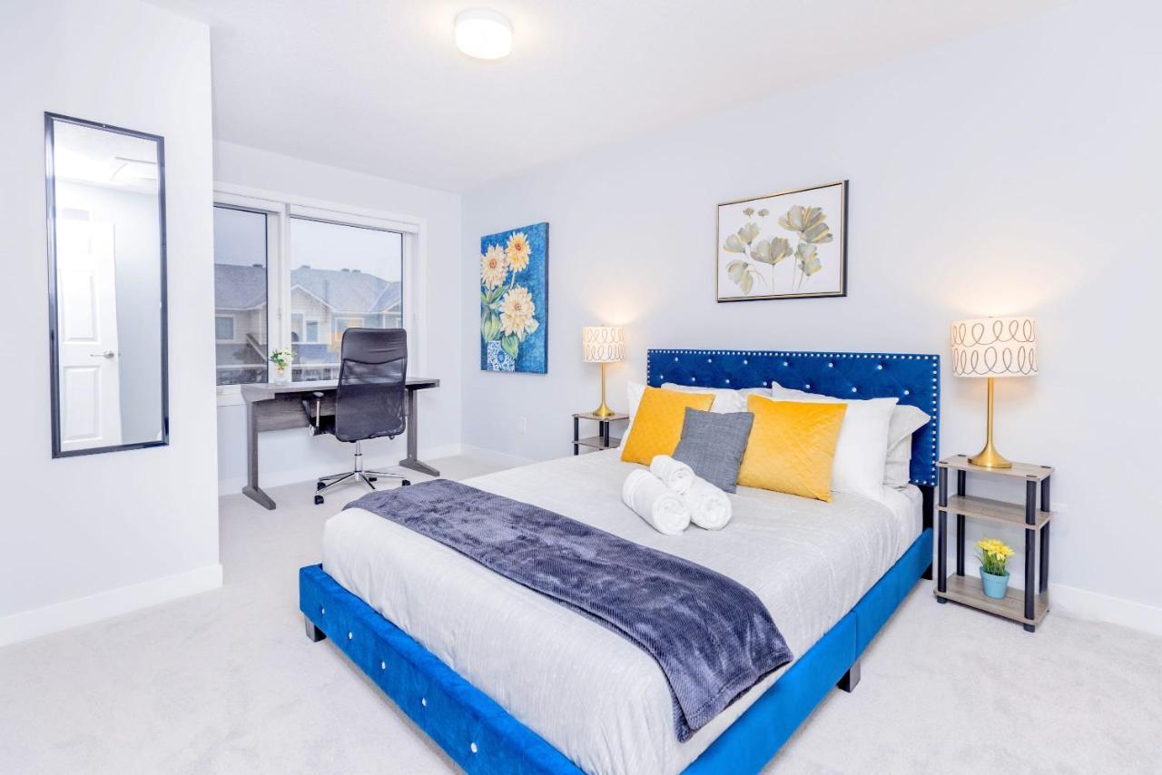 Modern 3br Townhouse In Stittsville * Ottawa
