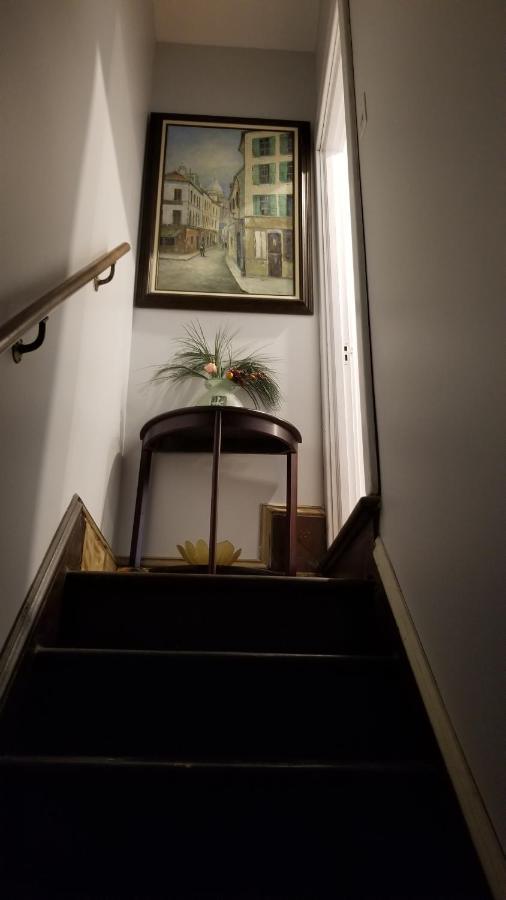 Tina's Place Apartment Ottawa
