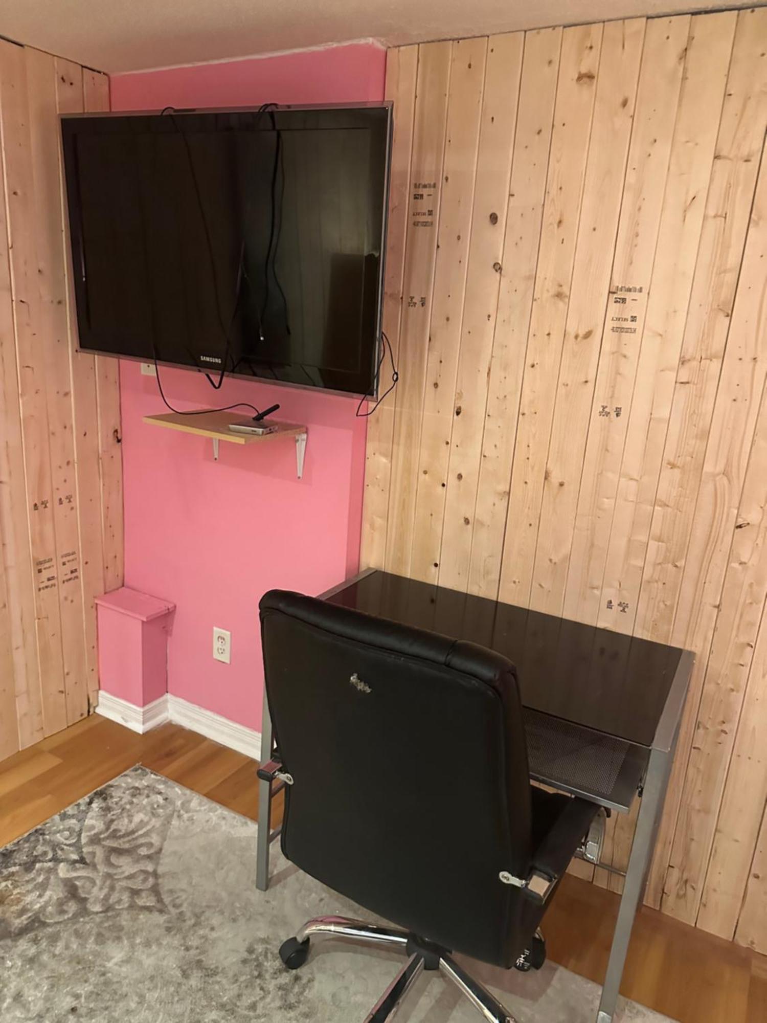 Sweety For Females Only - Pour Les Femmes Seulement Homestay Ottawa