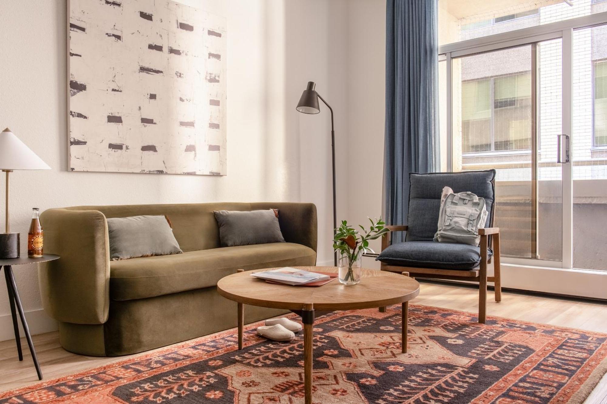 Sonder Rideau Aparthotel 4*