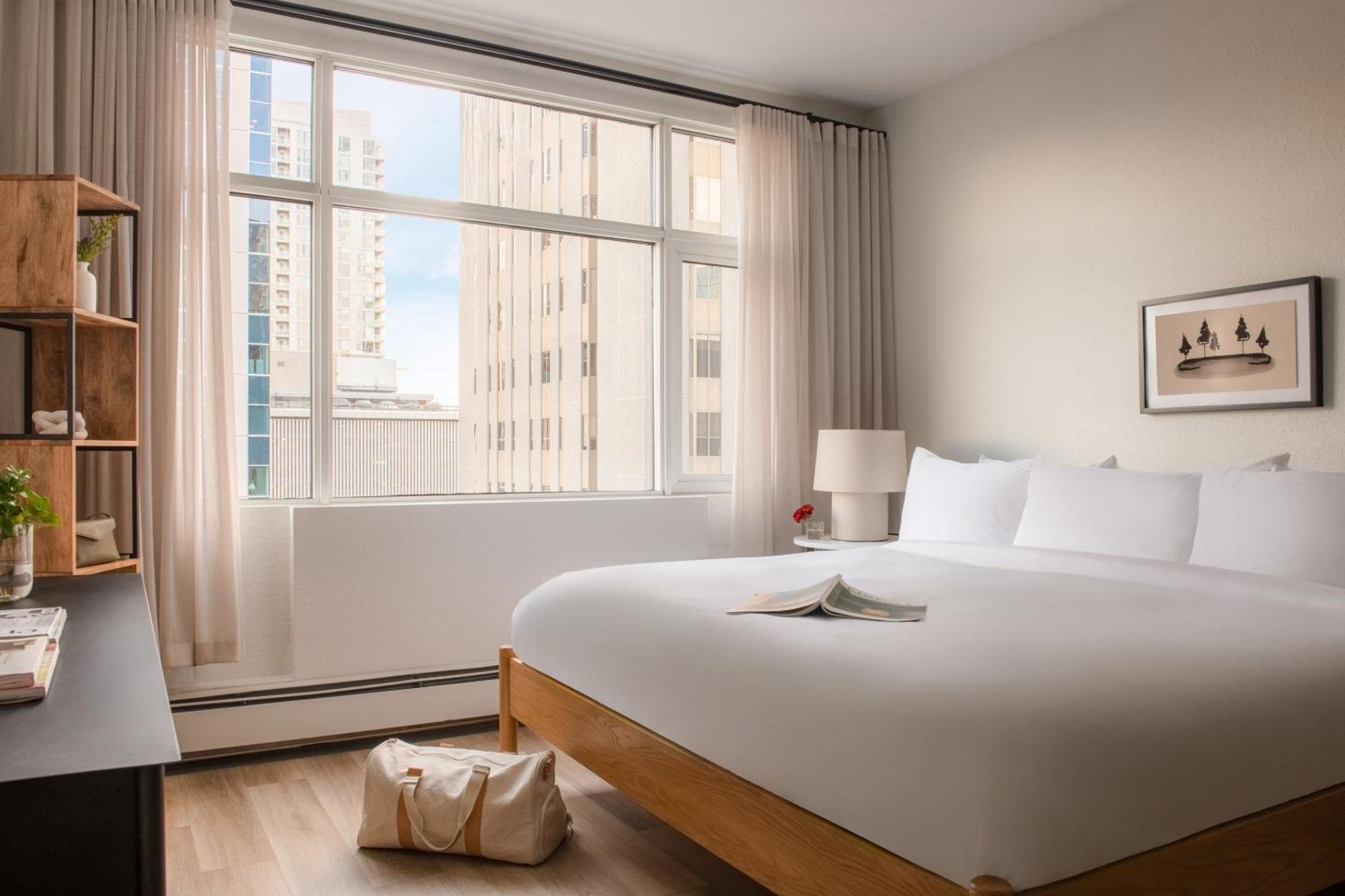 Sonder Rideau Aparthotel 4*