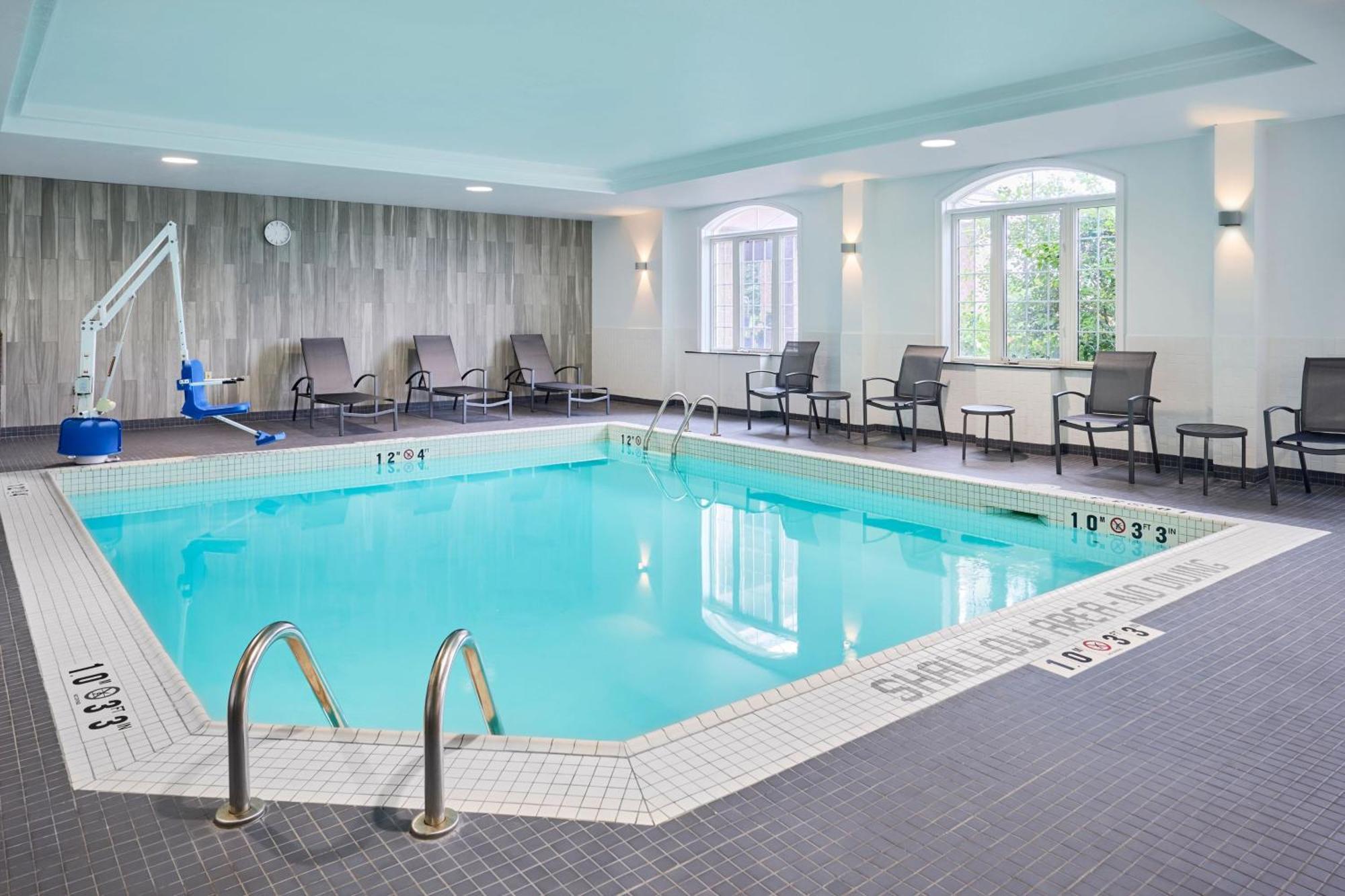 Fairfield & By Marriott Kanata Hotel Ottawa
