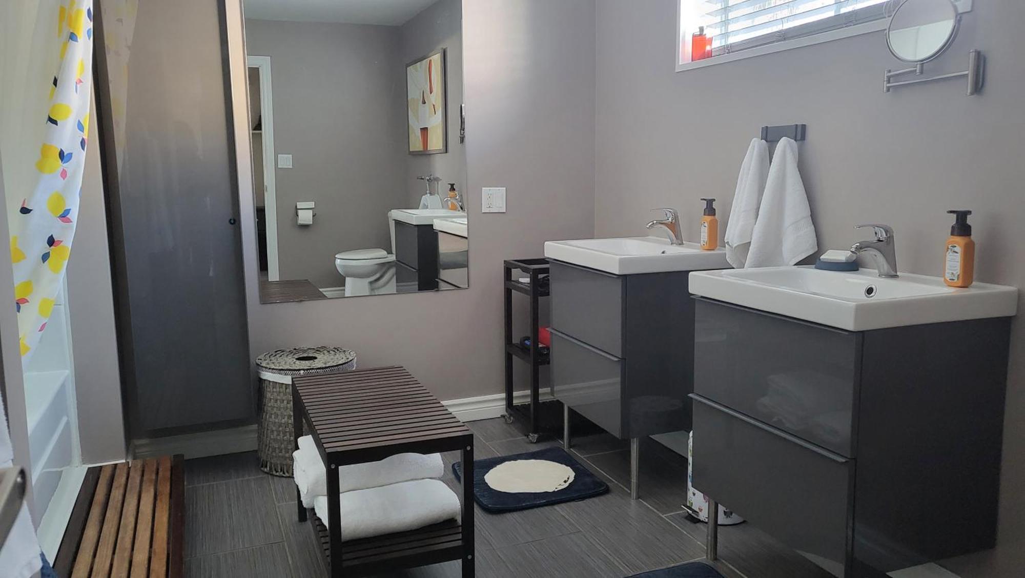 Private Trendy Studio With Fireplace Apartment *