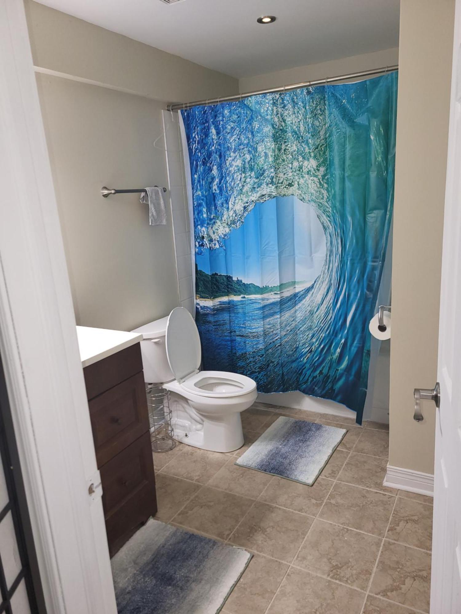 Lovely Guest Entire Minutes From Airport Guest house