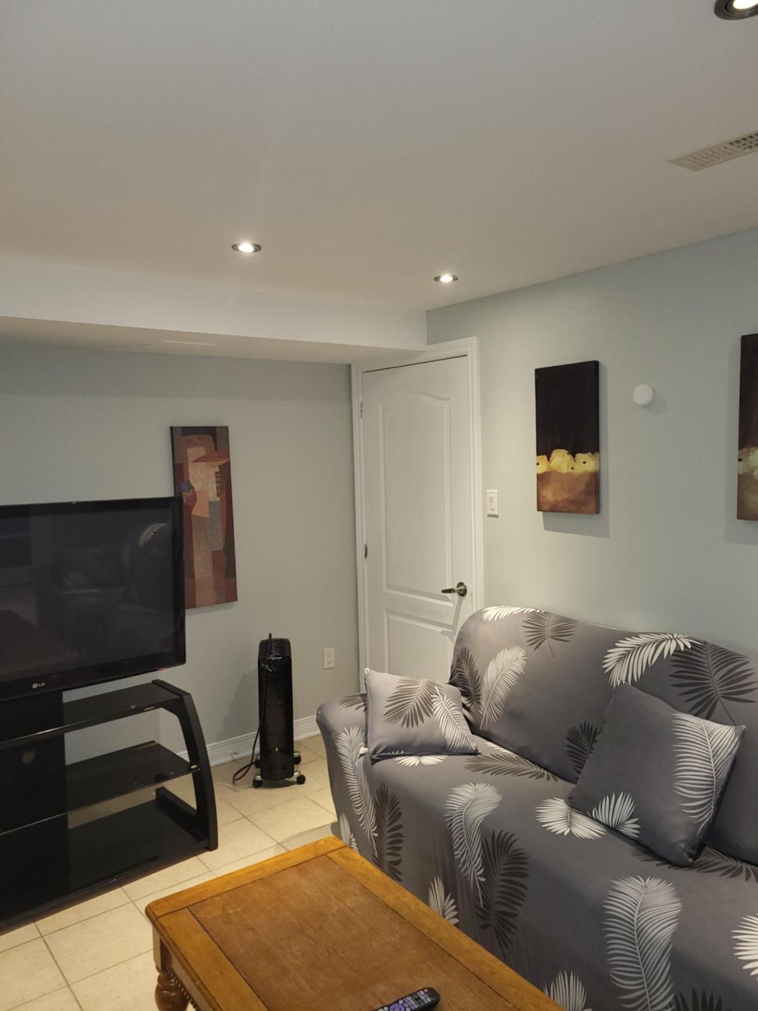 Guest house Lovely Guest Entire Minutes From Airport Ottawa