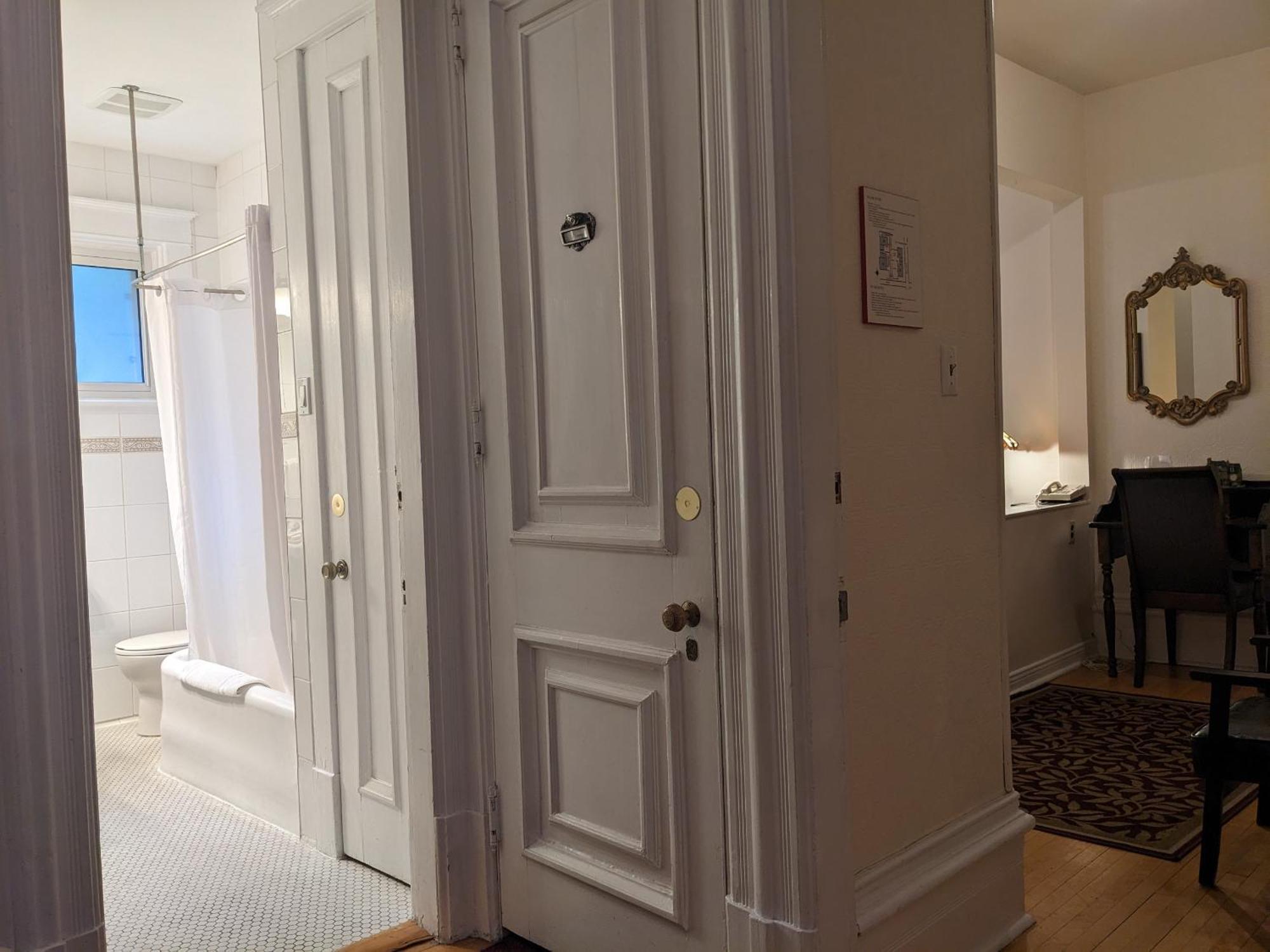 Bed & Breakfast Mcgee's