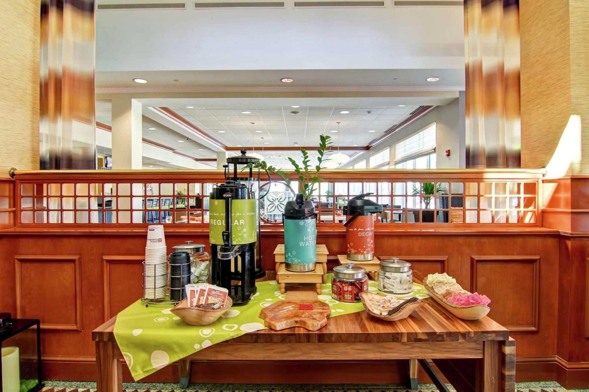 Hotel Hilton Garden Airport