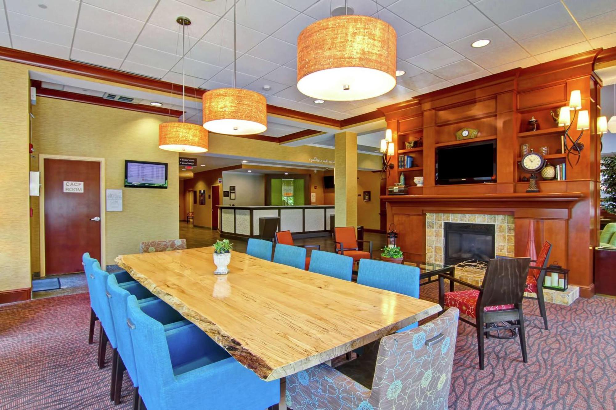 Hotel Hilton Garden Airport