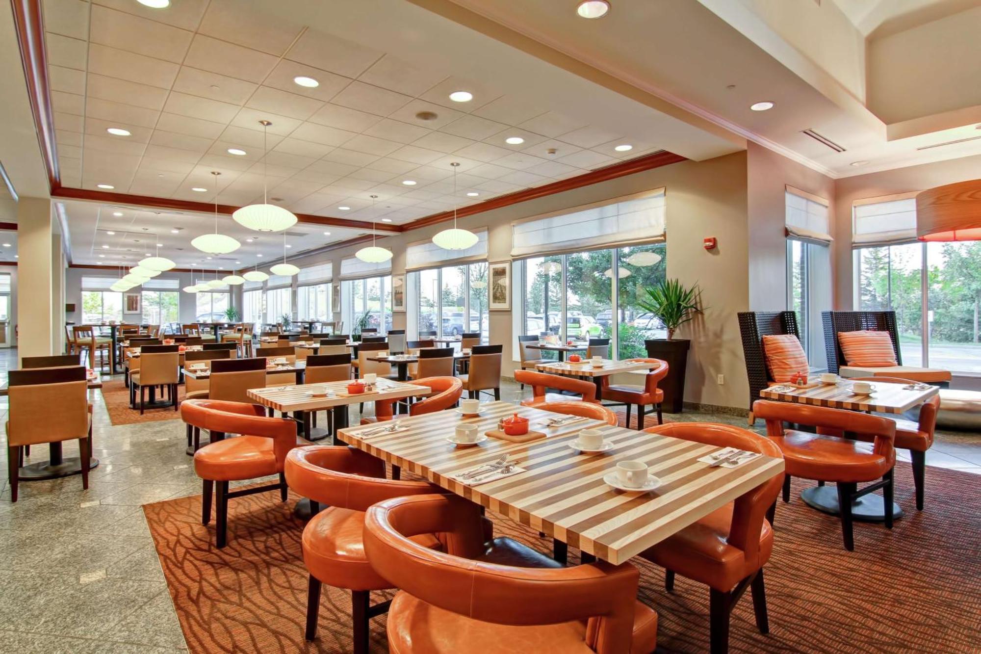 Hilton Garden Airport Ottawa