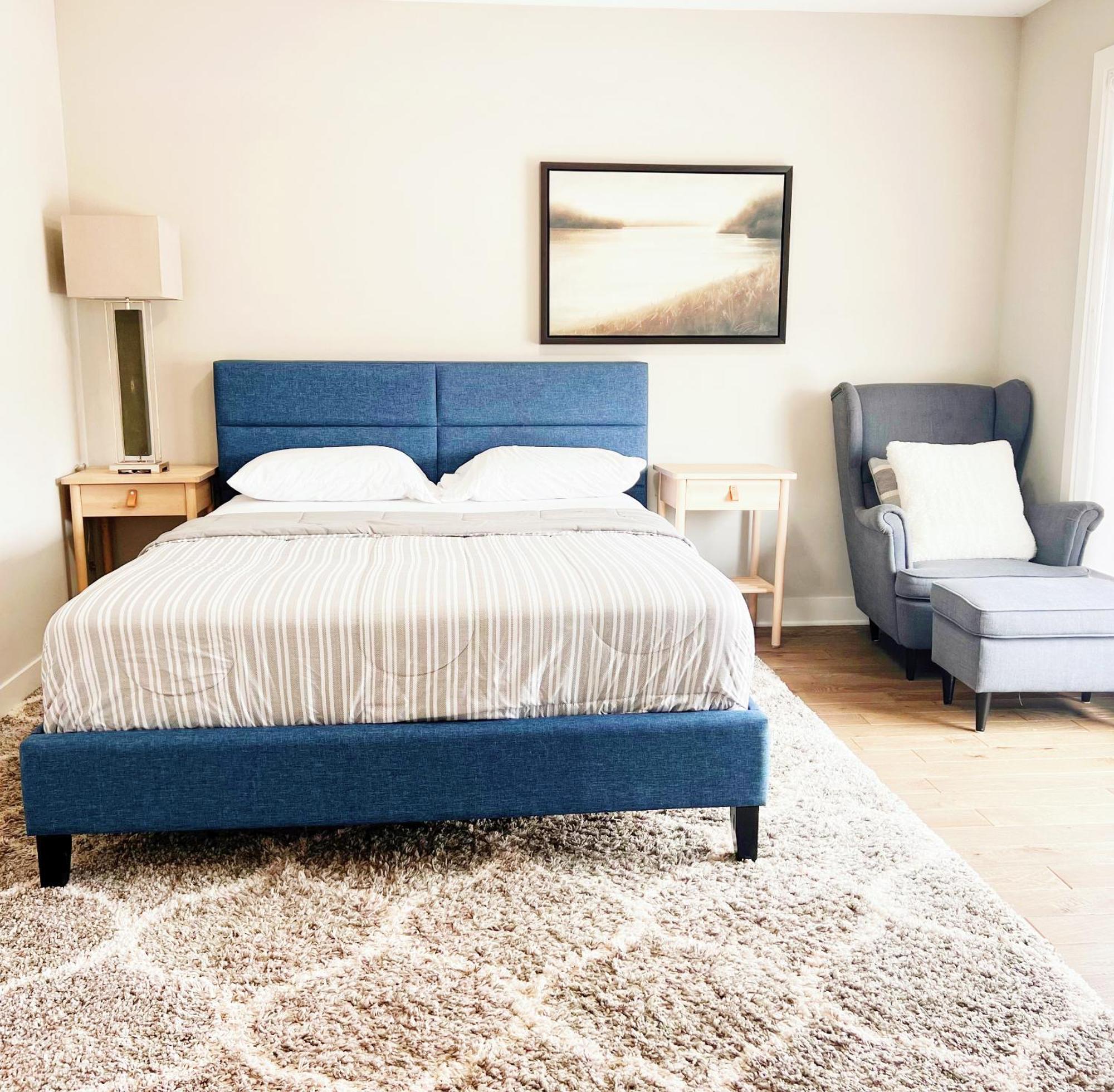 New Haven Guest house *