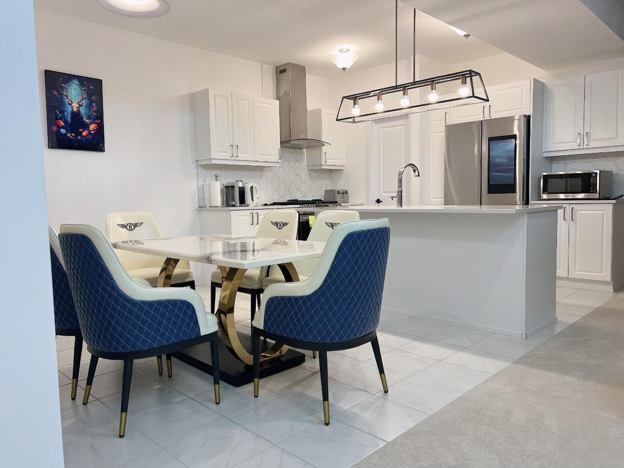 Voltage Guest house Ottawa