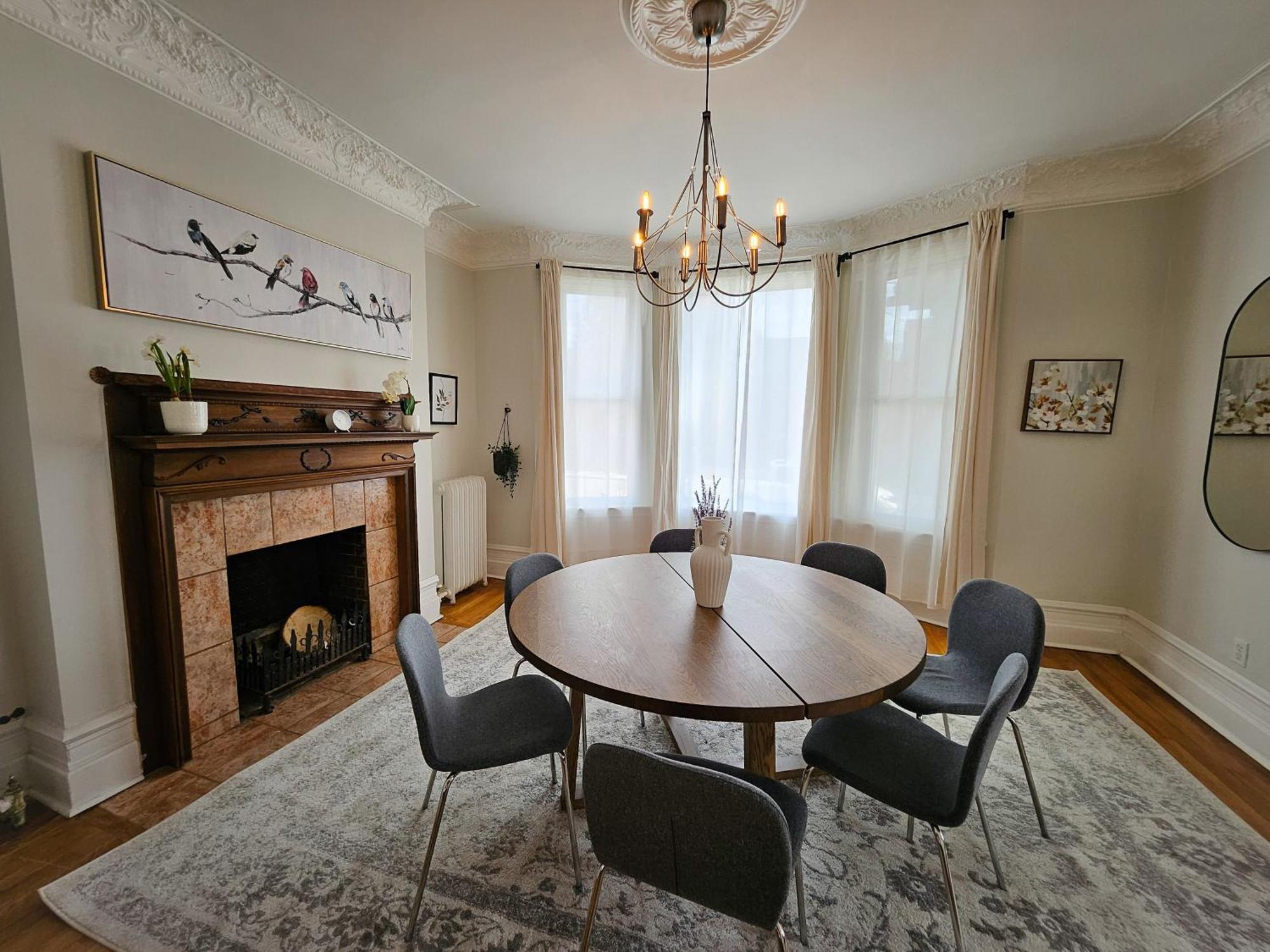 Downtown Cozy Aparthotel