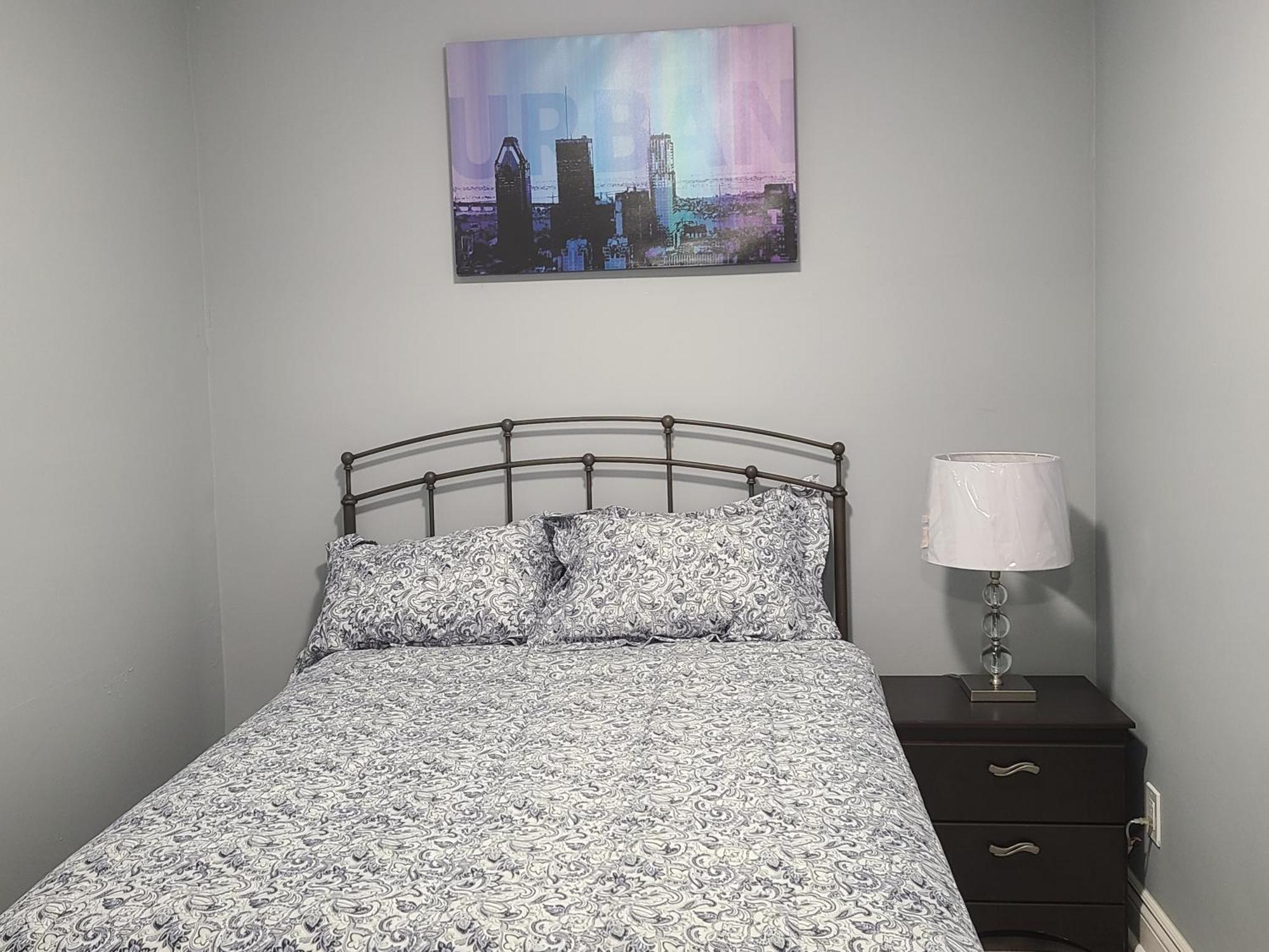 Downtown Spacious Bed & Breakfast *