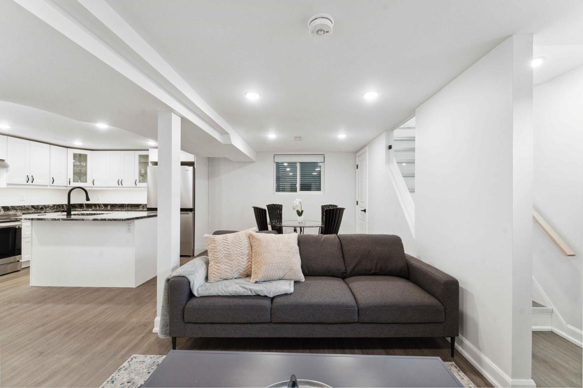 Modern 3br Apartment Ottawa