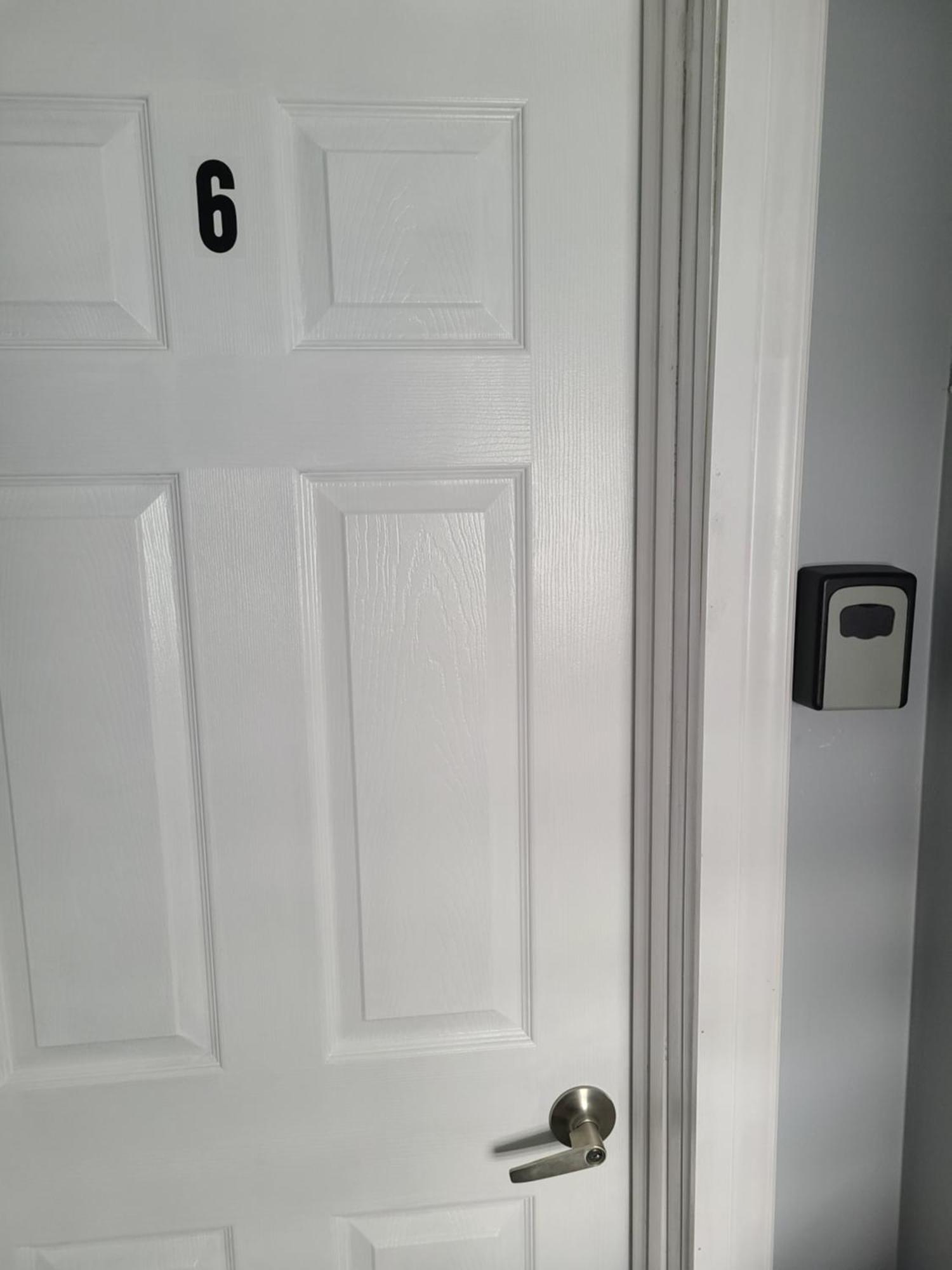 Downtown Spacious Bed & Breakfast