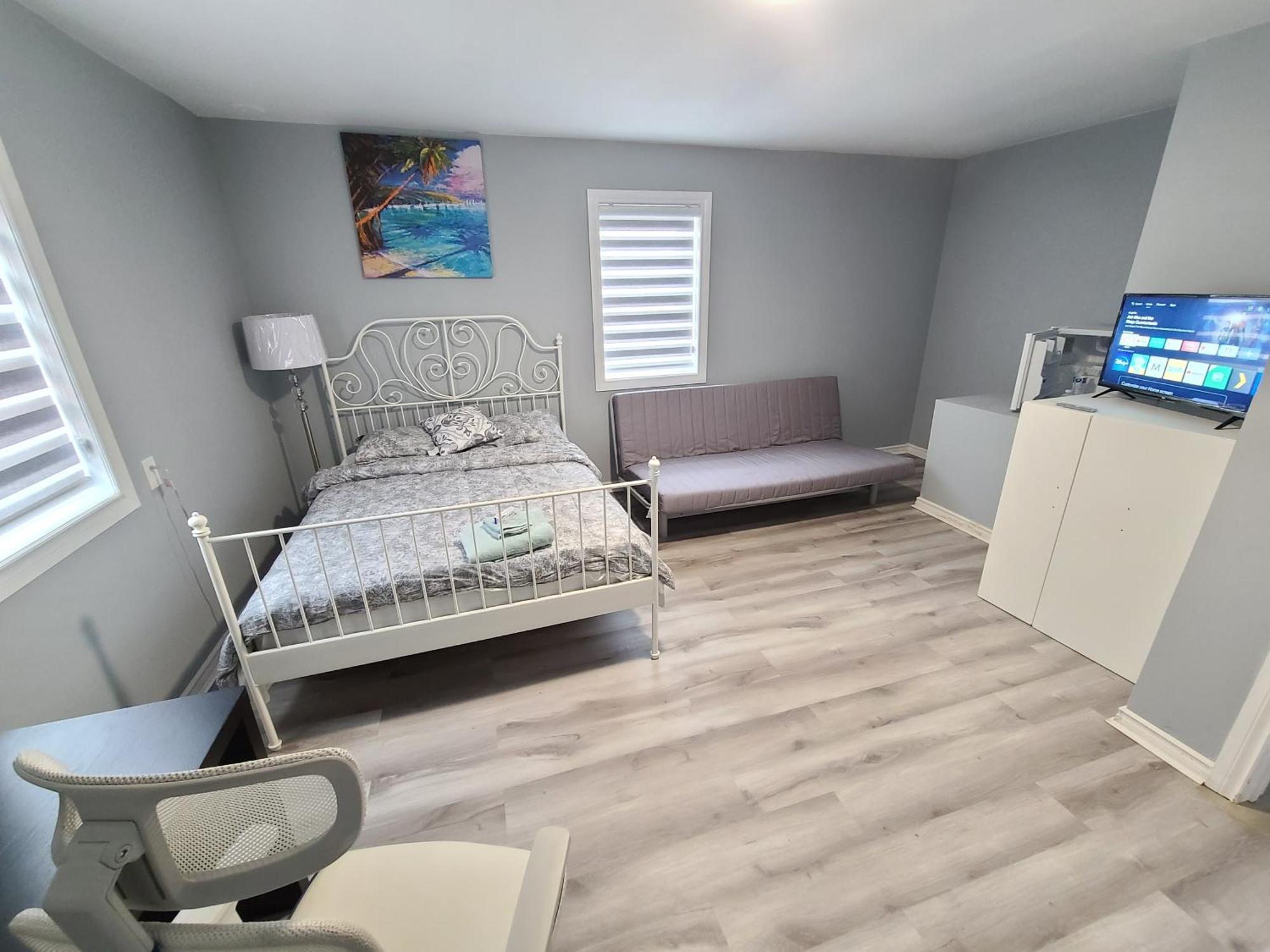Downtown Spacious Bed & Breakfast *