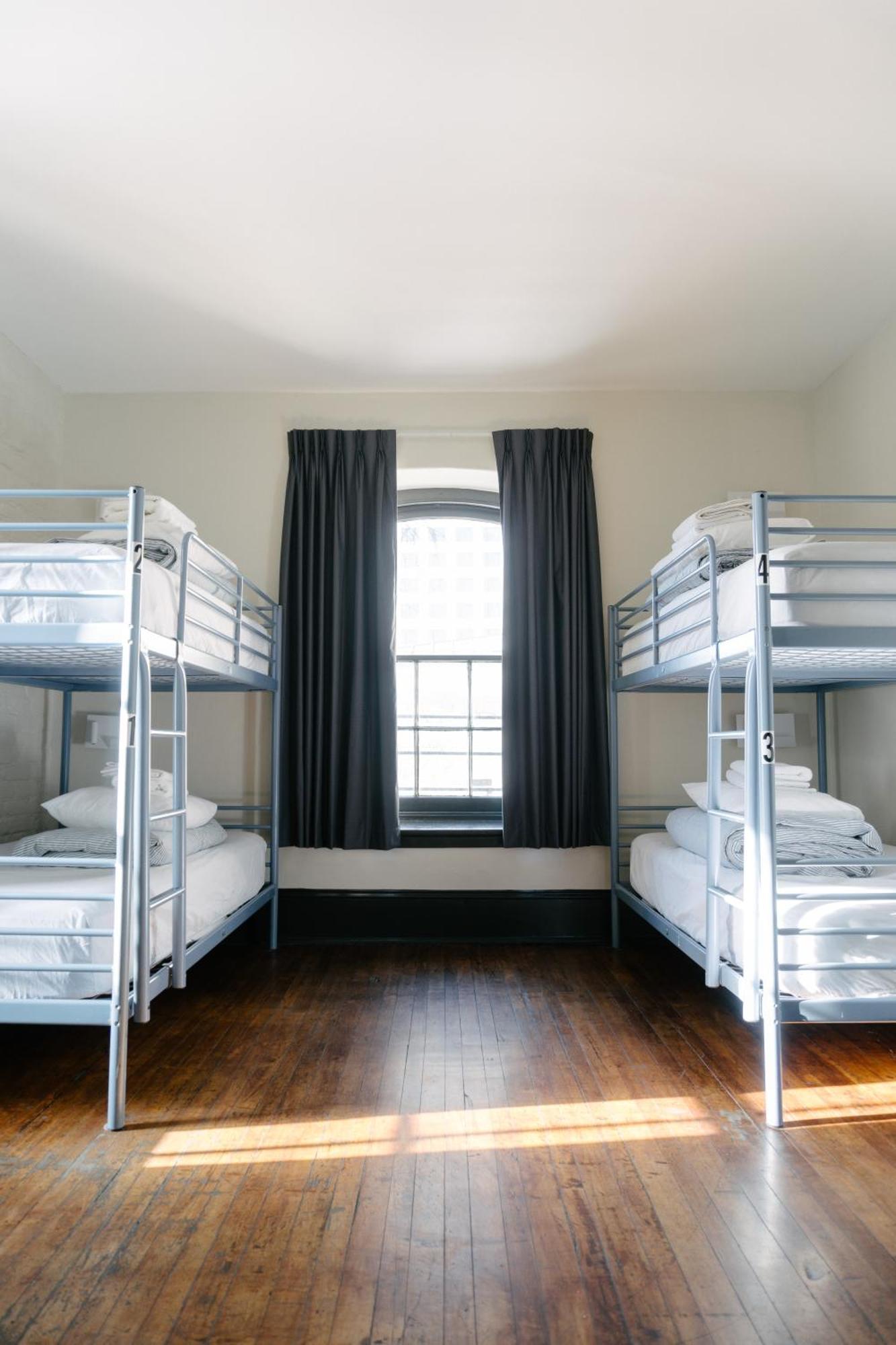 Saintlo Ottawa Jail Hostel Hostel Ottawa