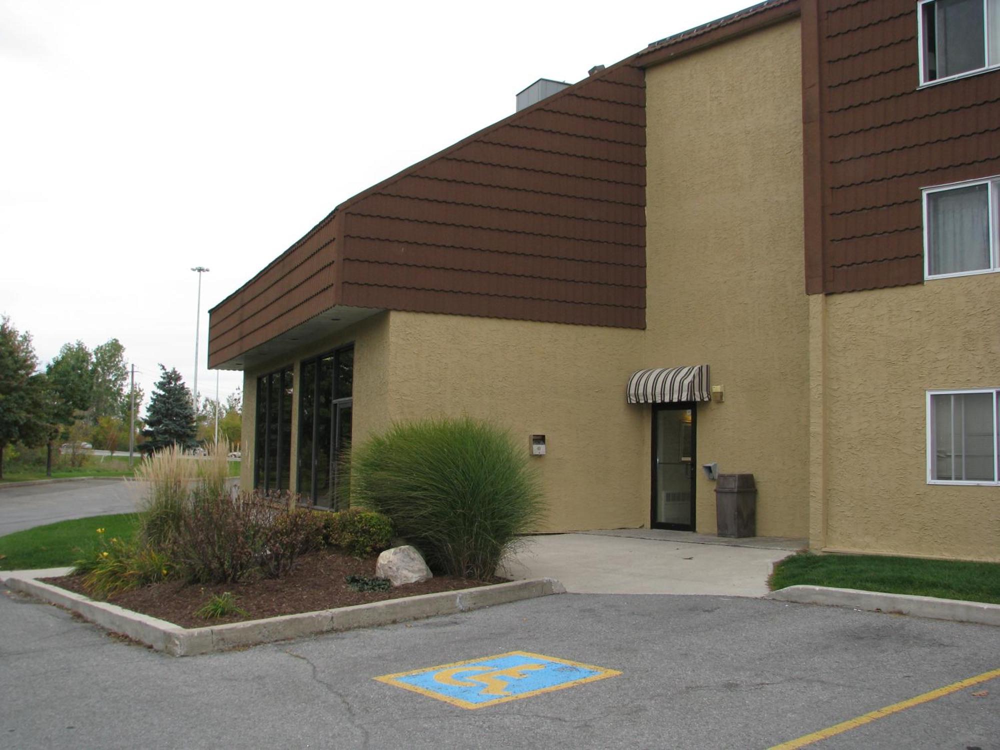 Travelodge By Wyndham East