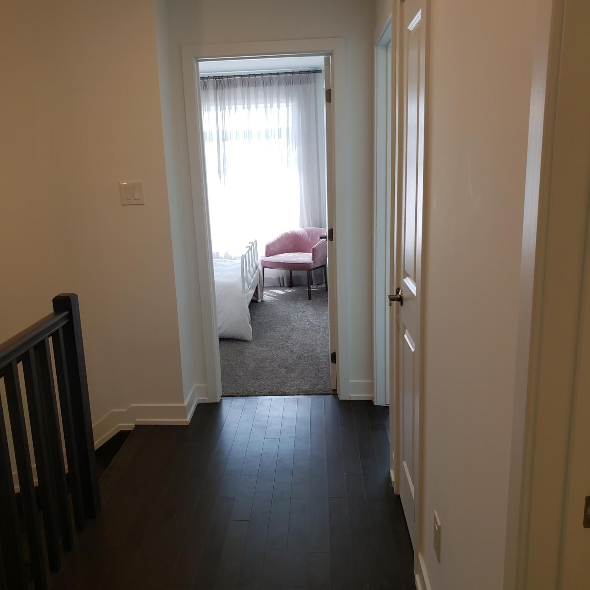 Lovely Townhouse For Short-term *
