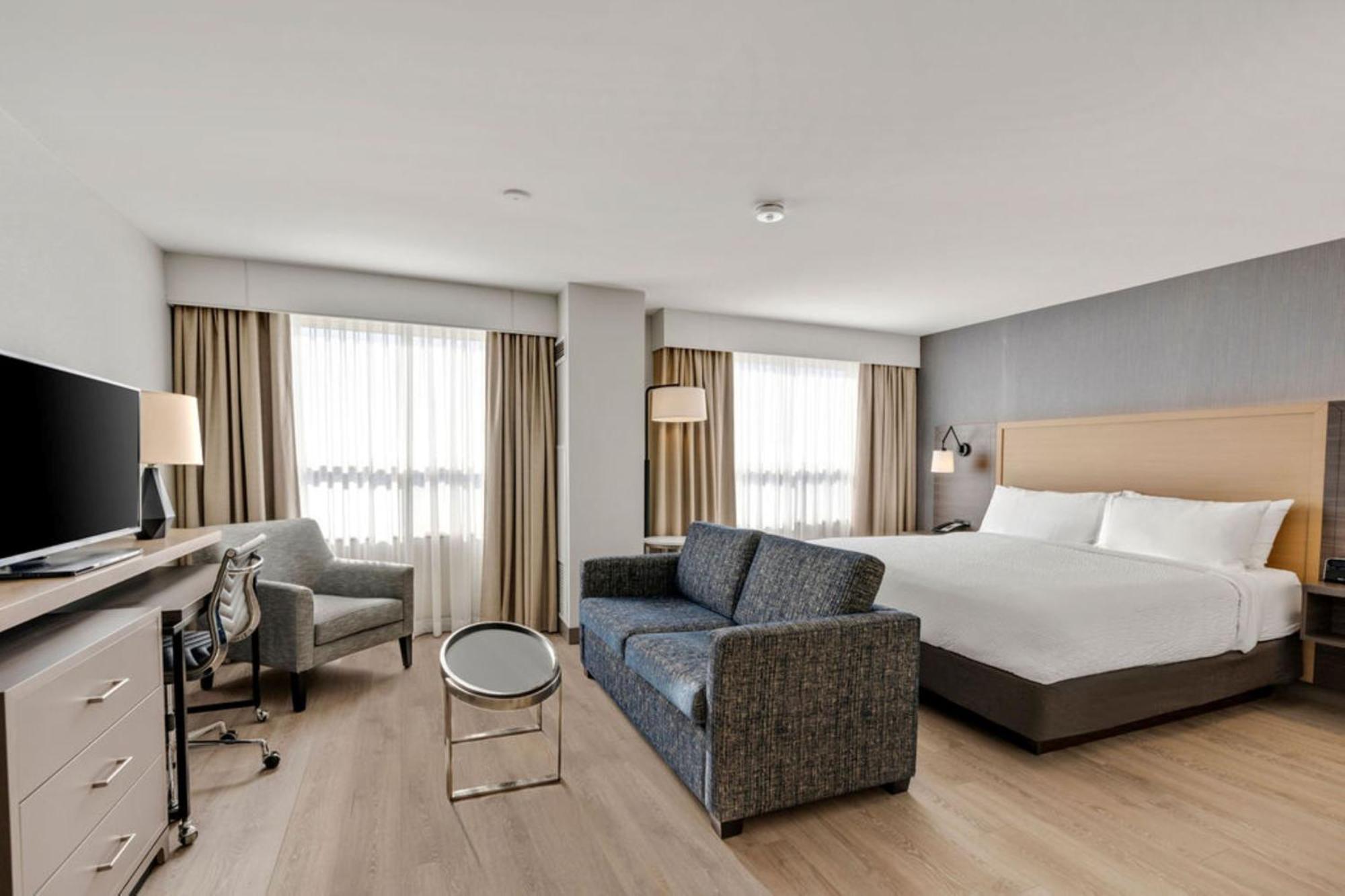 & Kanata By Ihg Hotel Ottawa