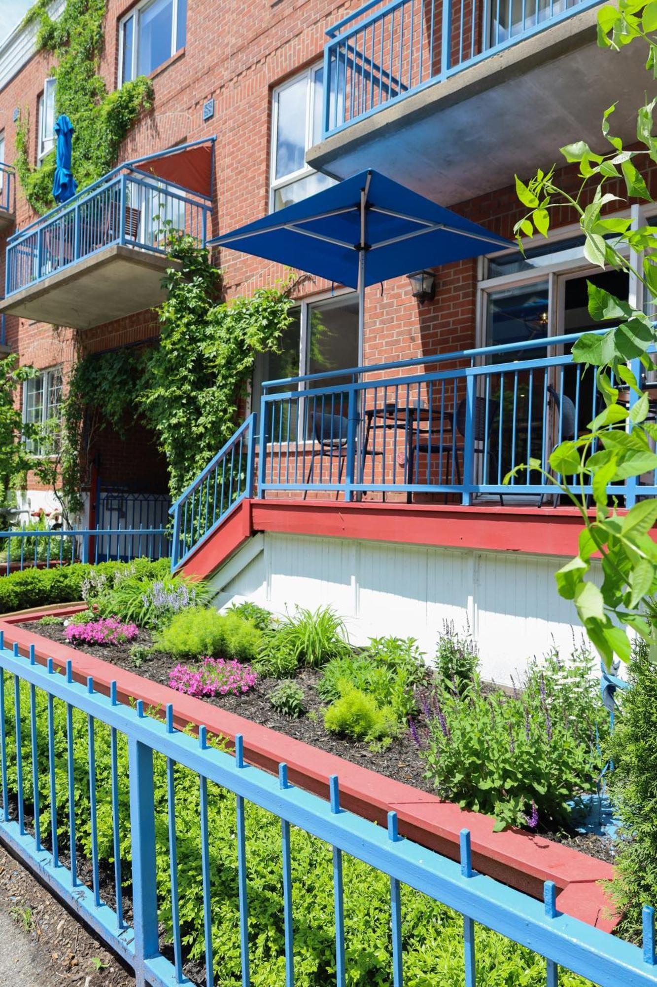 Byward Blue 3* Ottawa