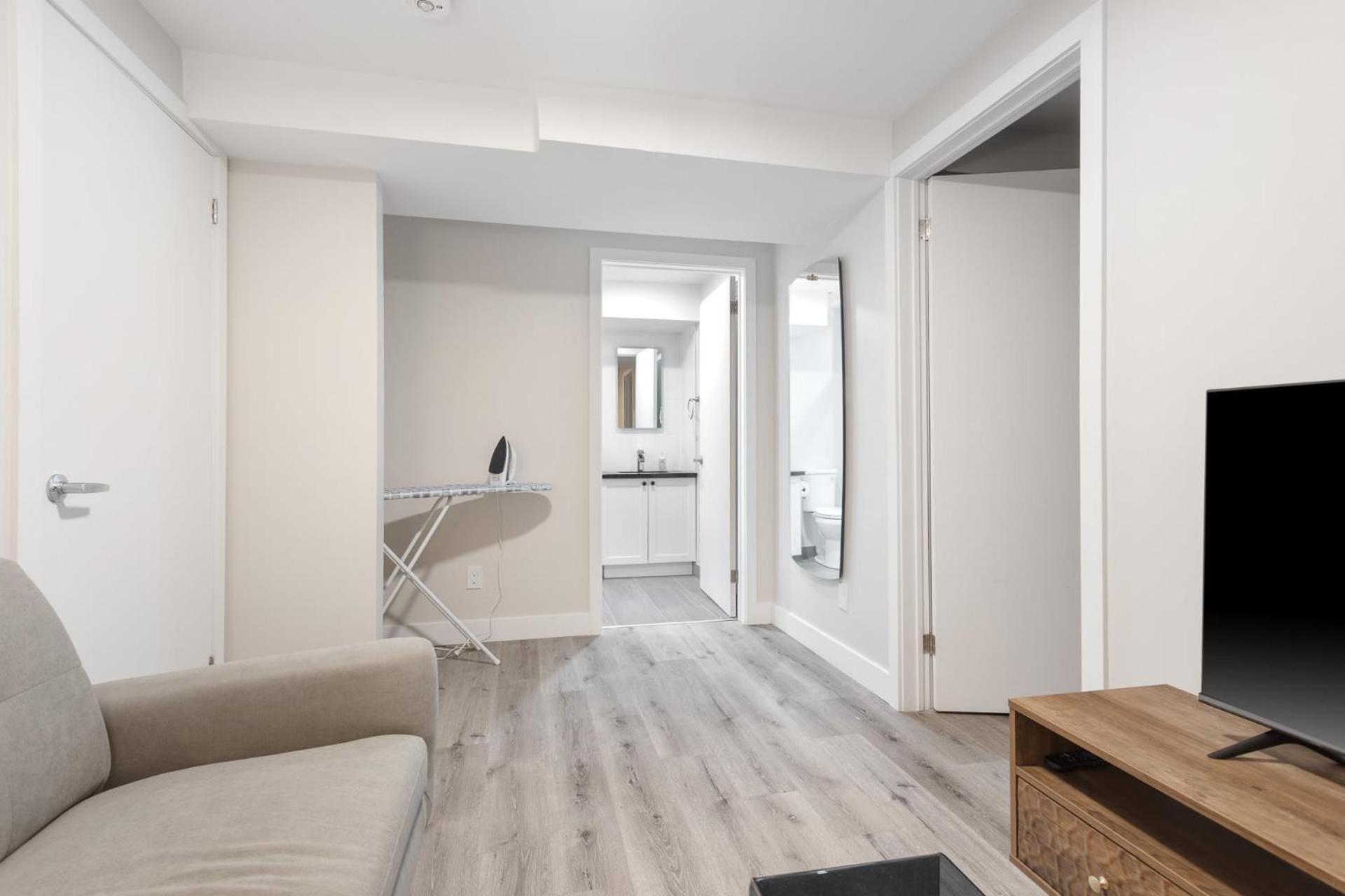 Private In Nepean For Family - 14 Minutes From Downtown Ottawa