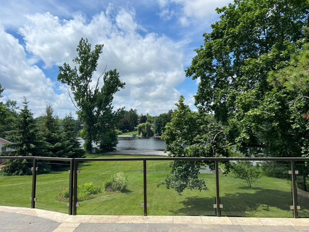 Manotick