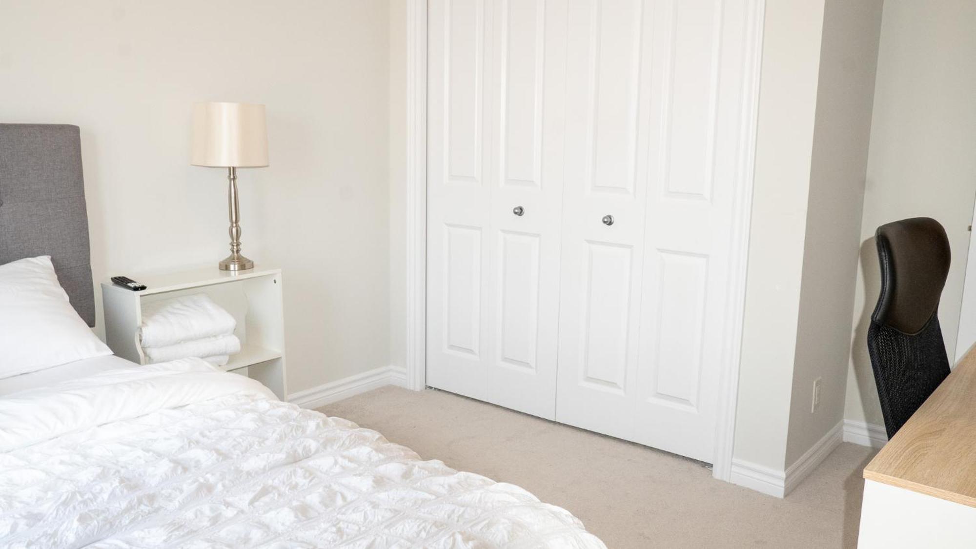 Homestay Lovely With A Beautiful Ambience Ottawa