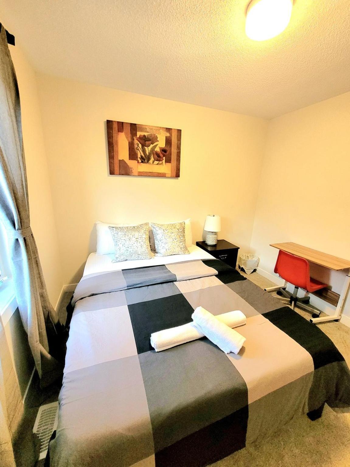 Homestay Graceful Oasis Ottawa