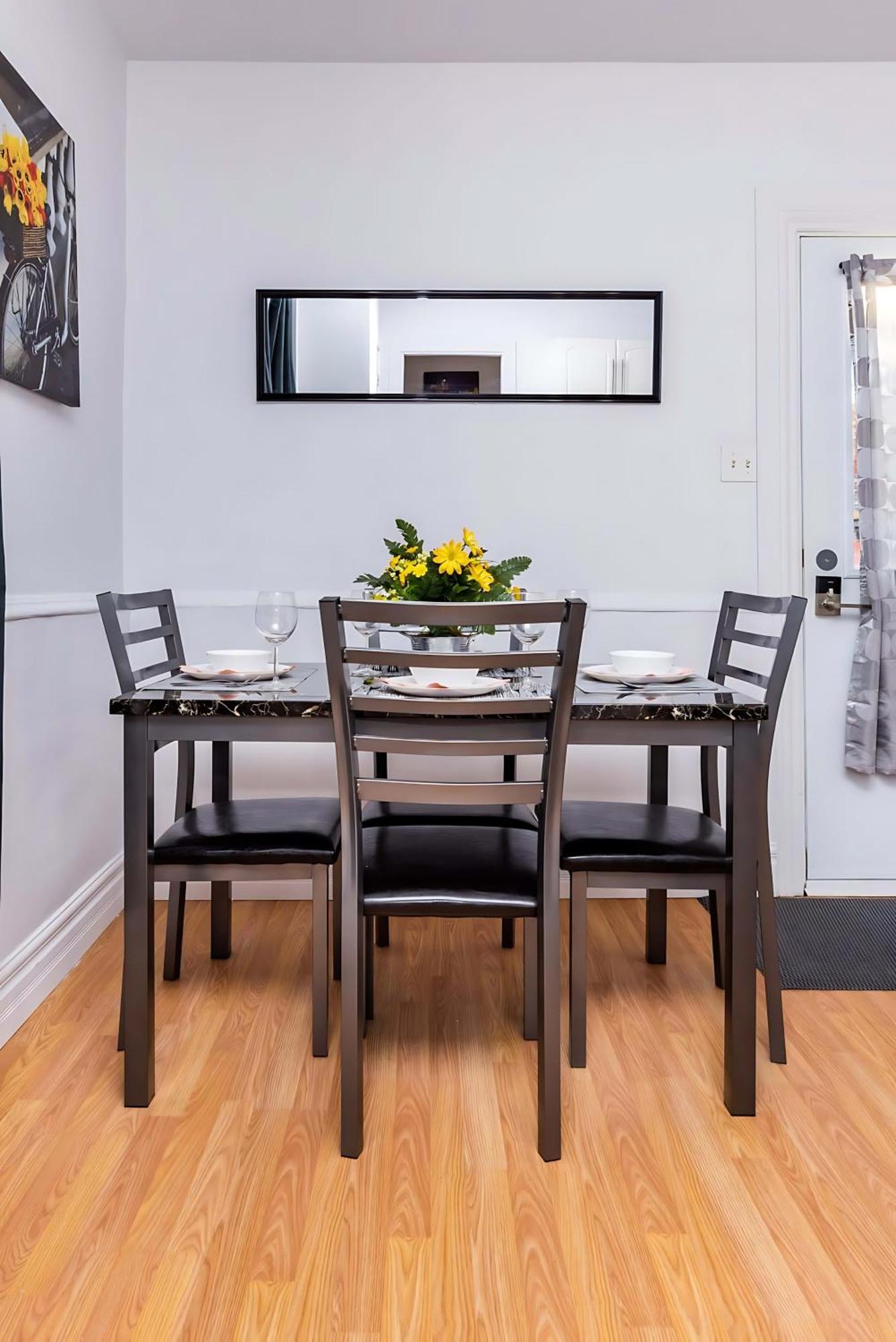 Apartment Pet-friendly - Steps To Rideau Centre Ottawa
