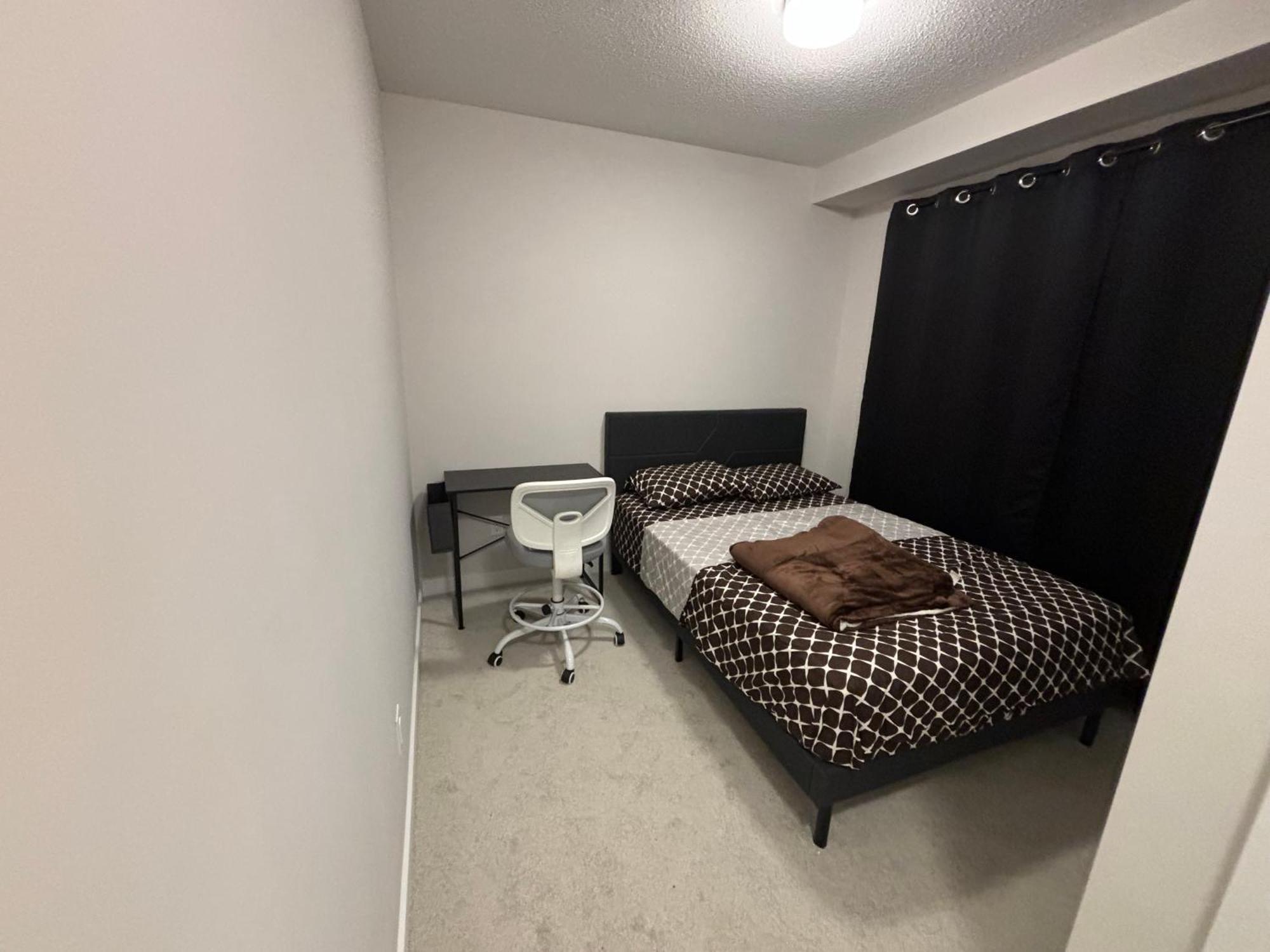 Cozy Modern In A Family Friendly Neighborhood Ottawa