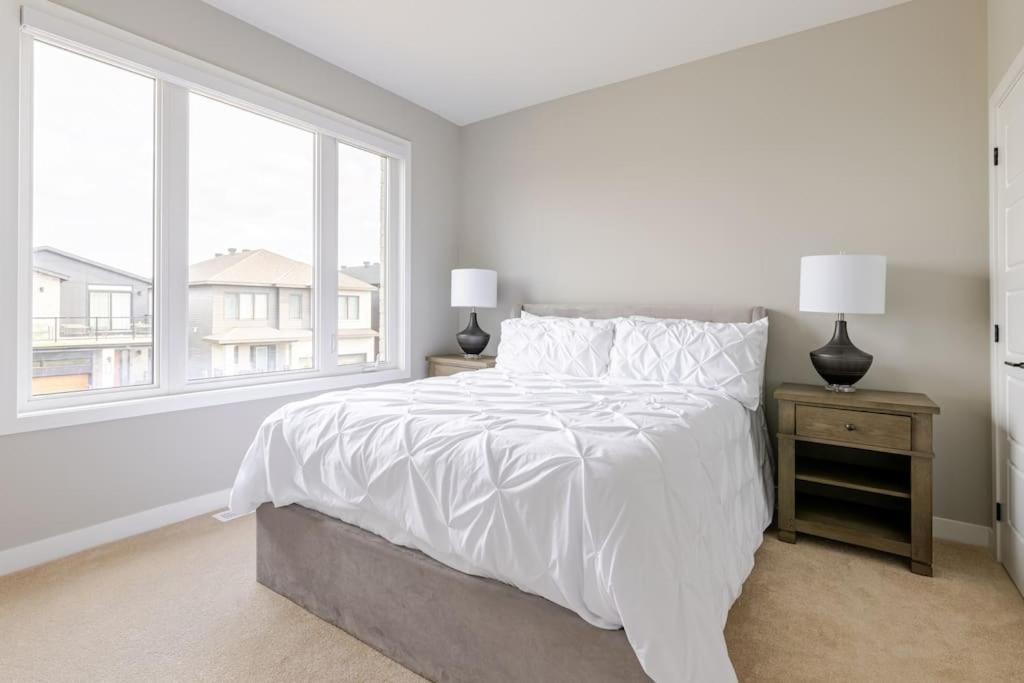Apartment Stonebridge Golf Nest Ottawa