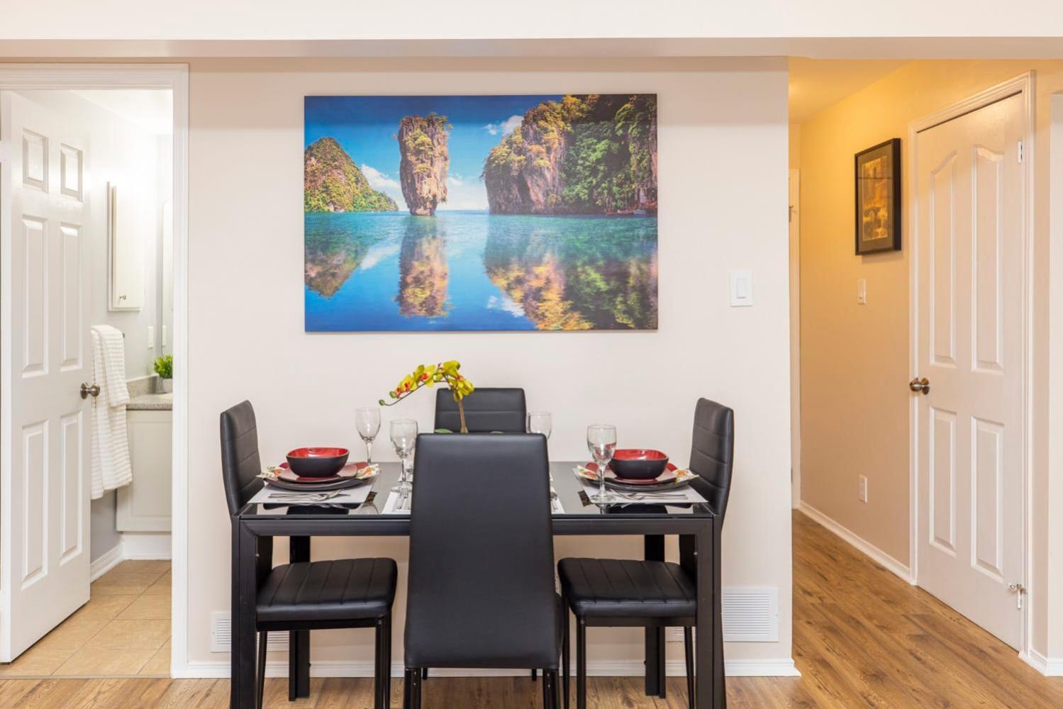 Close To Algonquin College - Pet Friendly Apartment