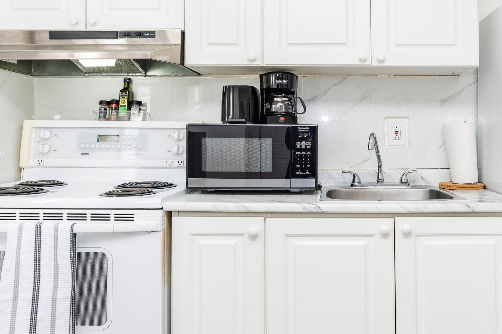 Apartment Pet Friendly Suite- In Chinatown