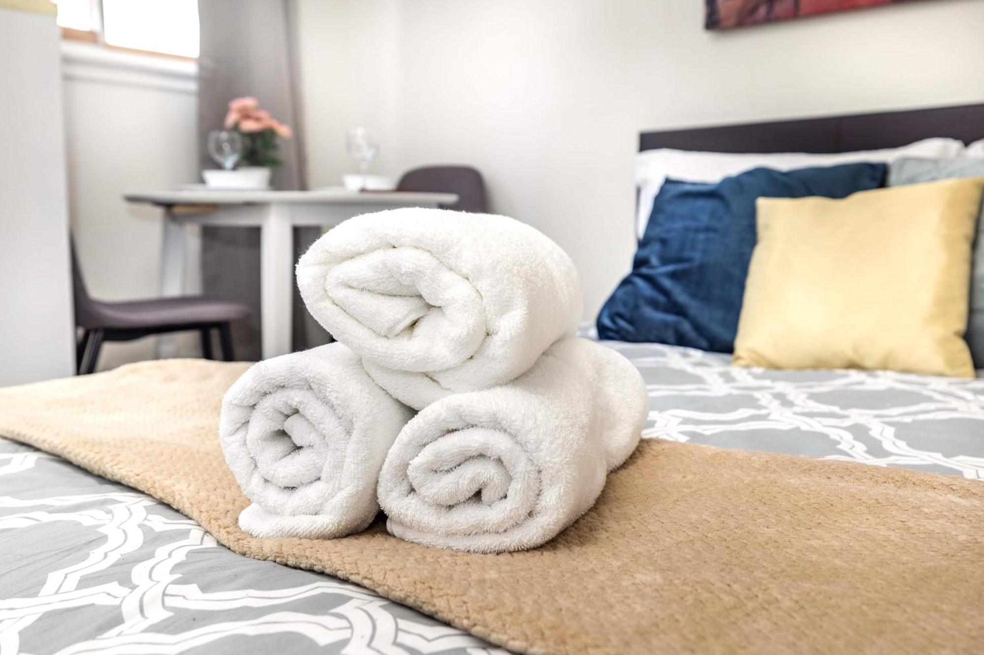Pet Friendly Suite- In Chinatown *