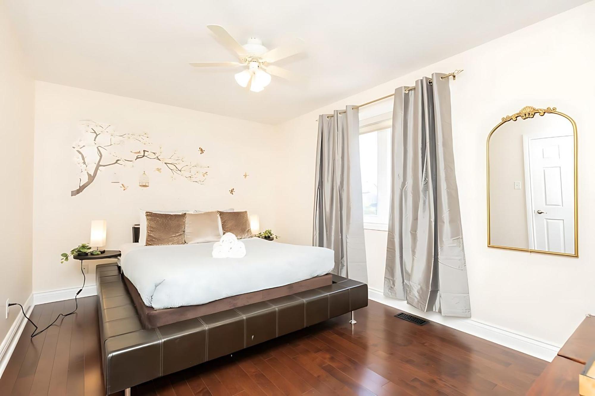 Holiday home Cozy Modern 4br With Sunny Patio Ottawa