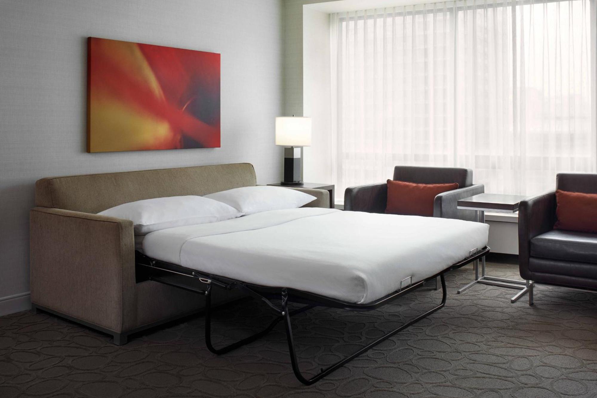 Delta By Marriott City Centre 4*