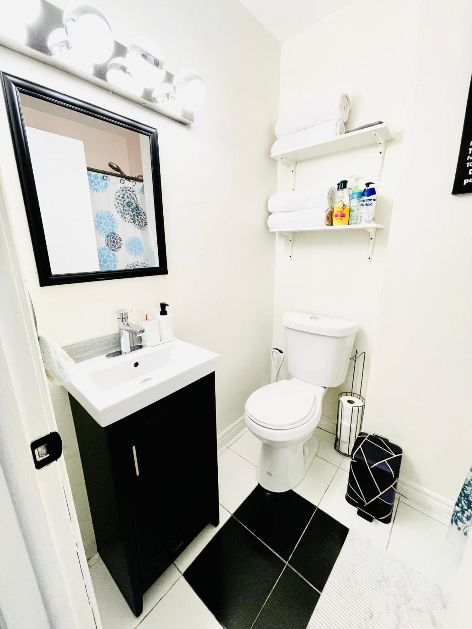 Apartment Cozy 2-bedroom In The Heart Of Downtown