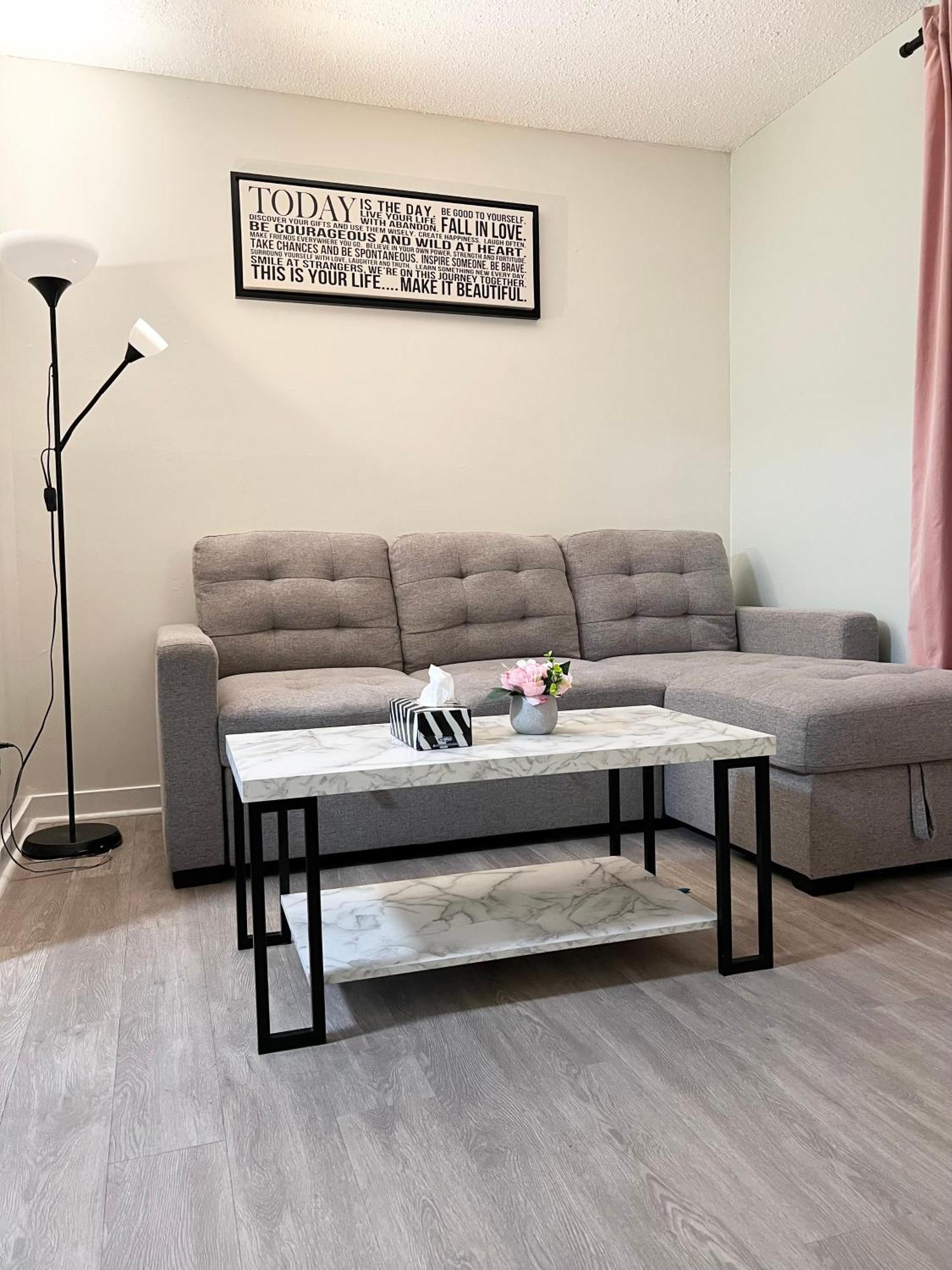 Cozy 2-bedroom In The Heart Of Downtown